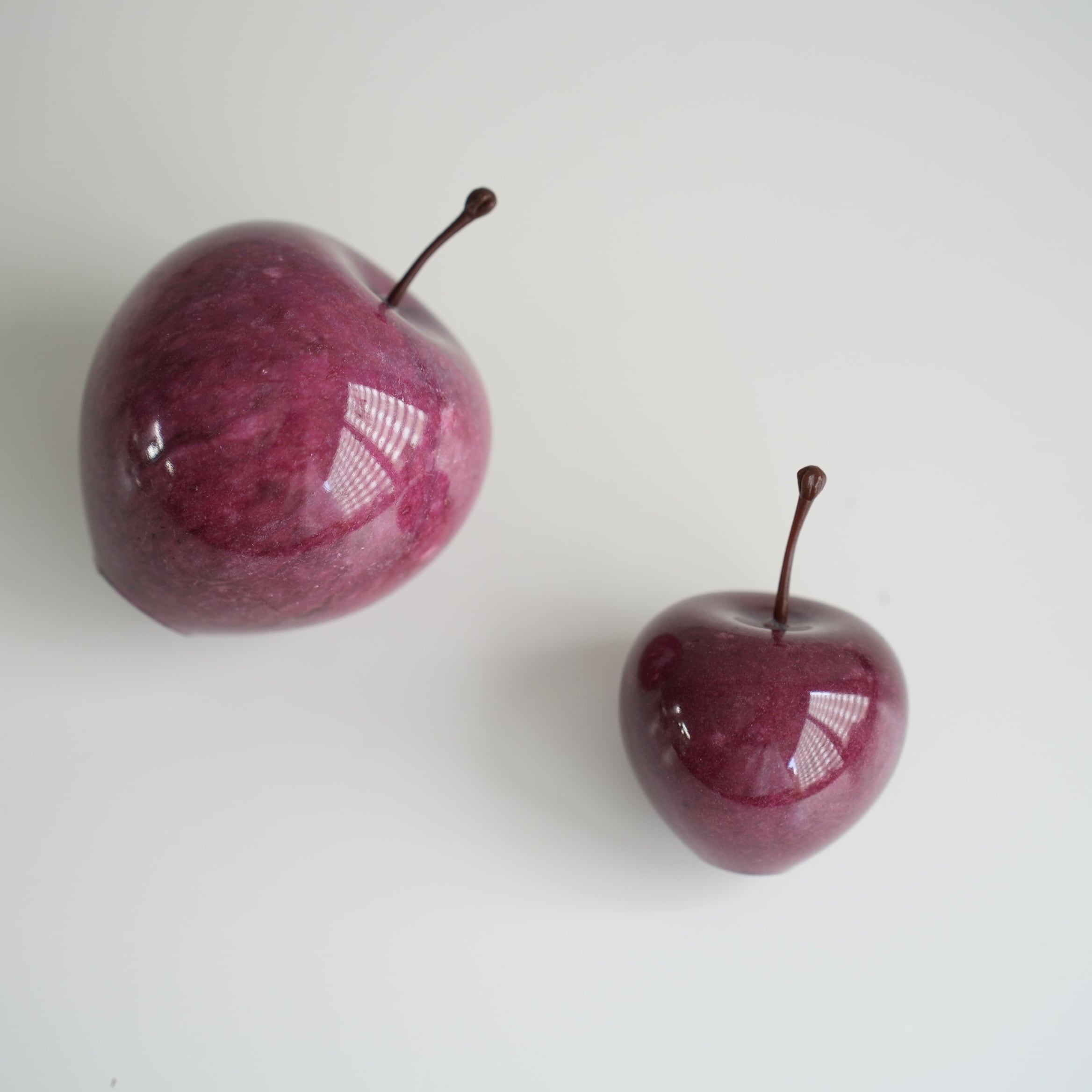 Marble Apple Red / Large