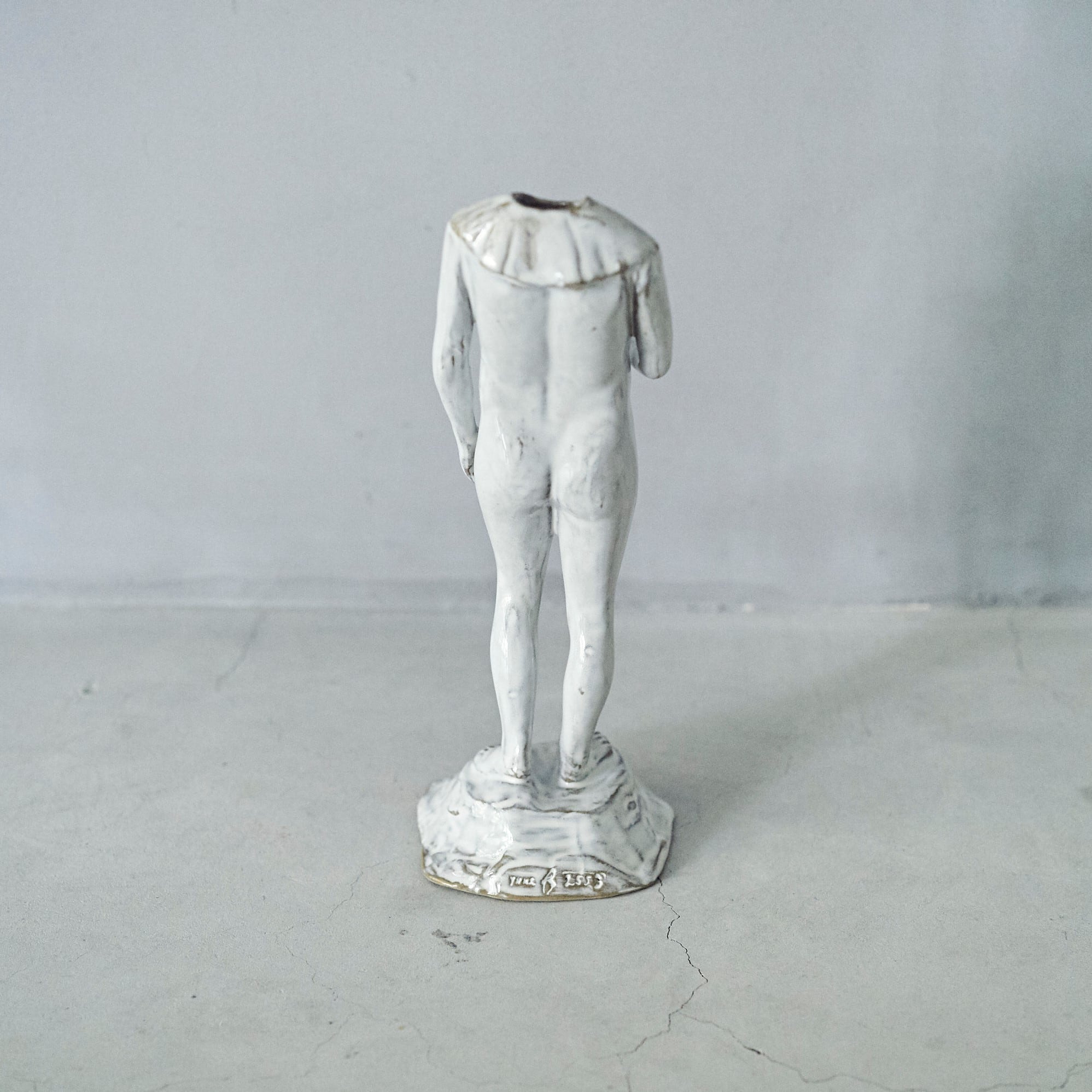 Still Life Boy Vase White SL-004-05