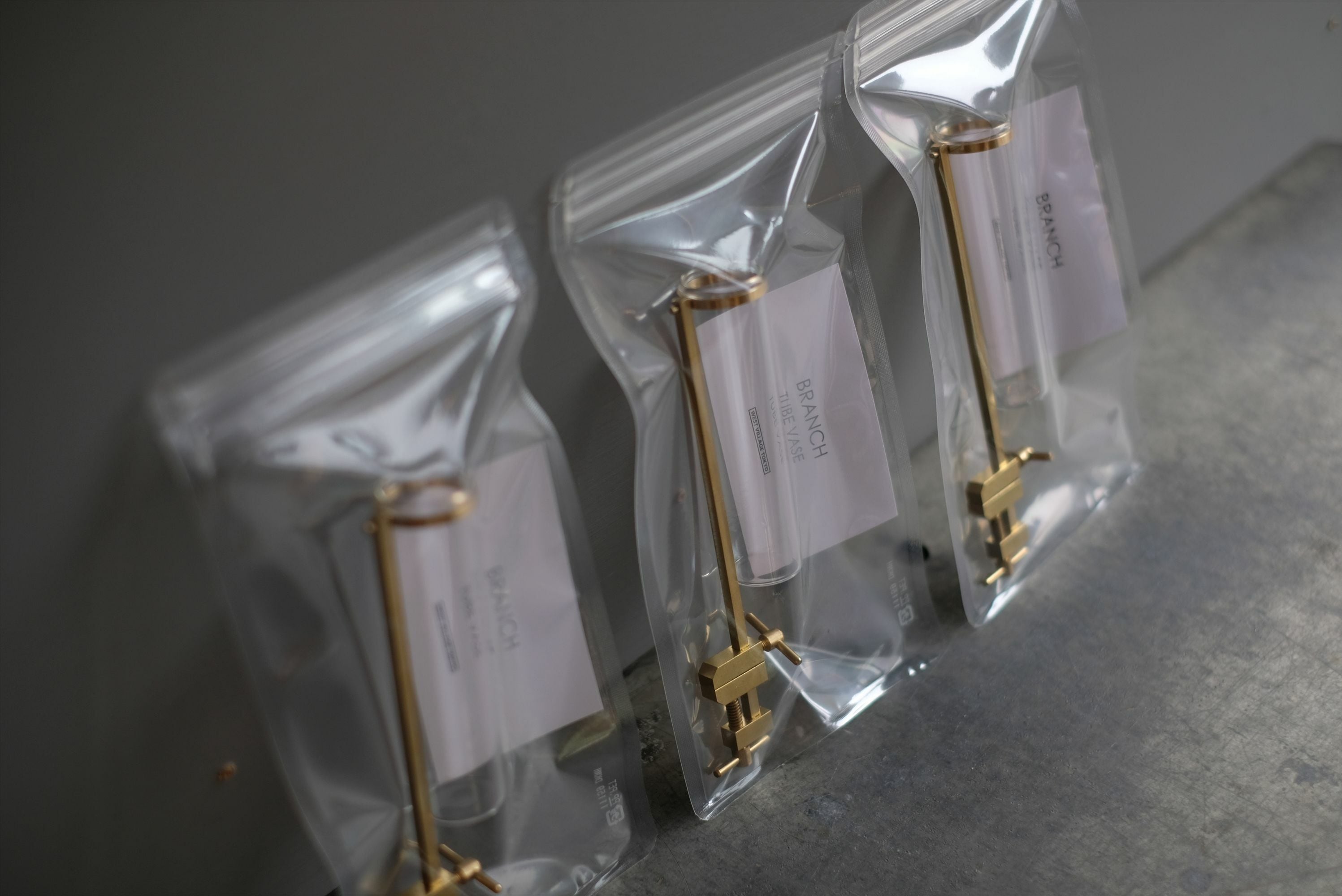 BRANCH TUBE VASE single flower vase