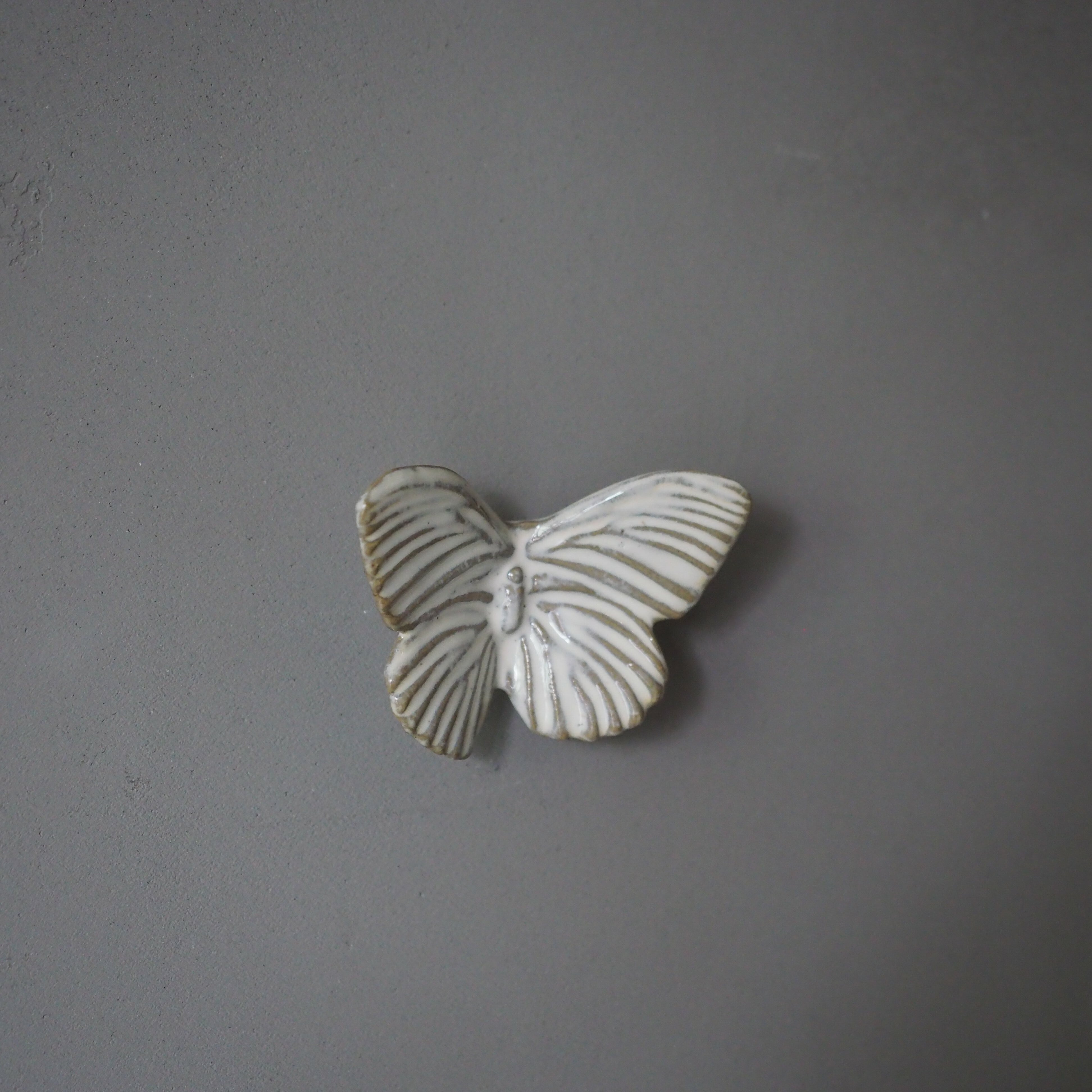 Mini Butterfly I White BF-004-05