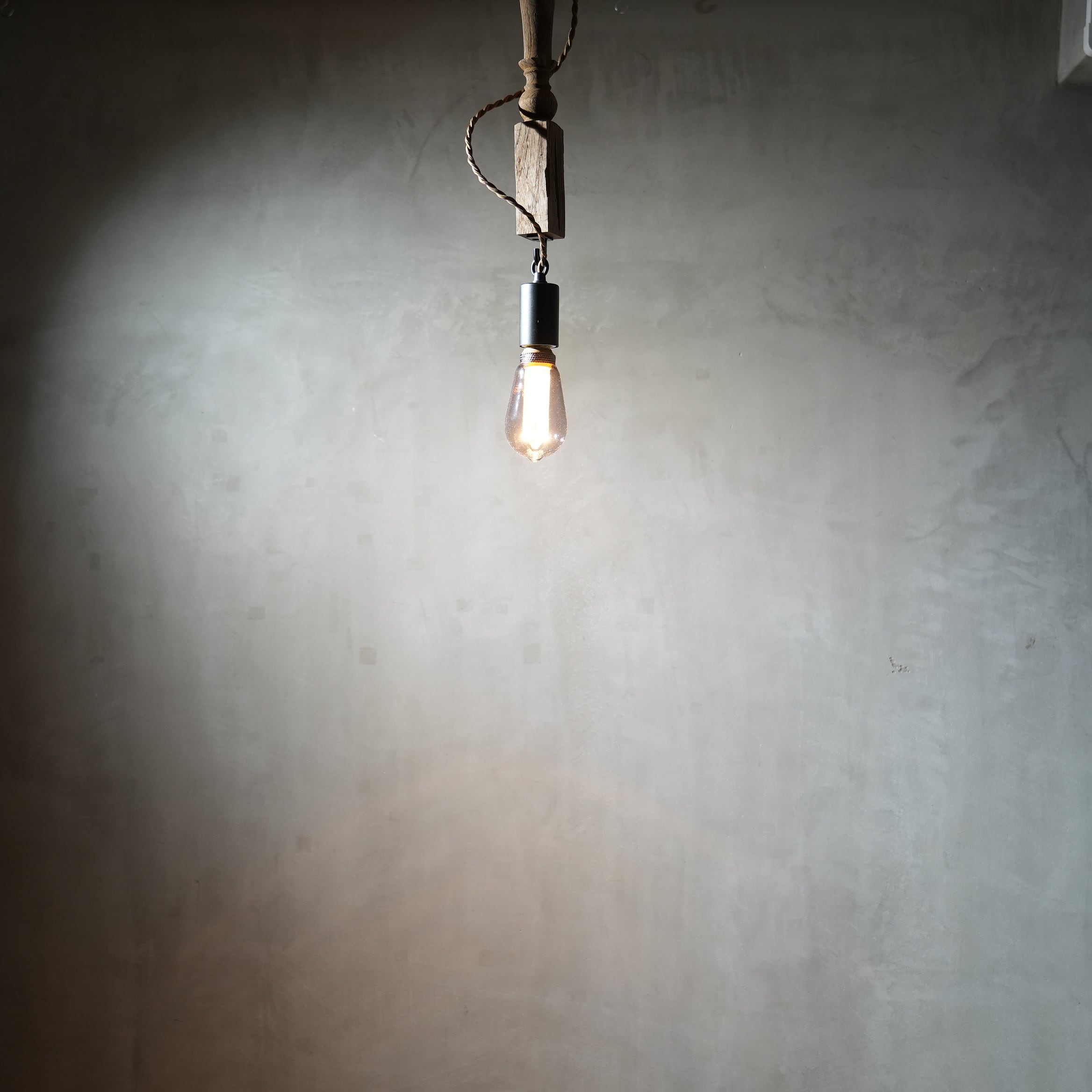 VONA Pendant Lamp Single