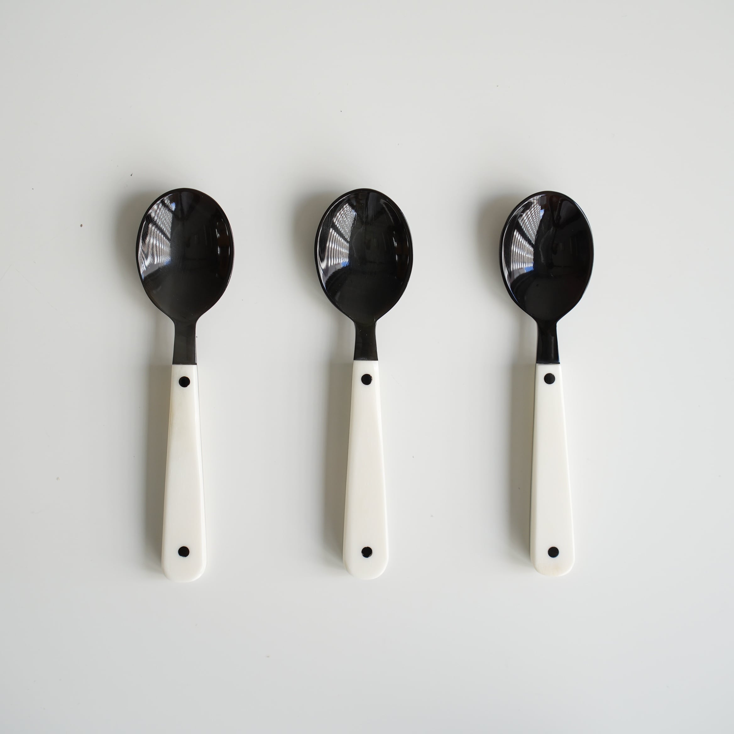 Sarah Petherick Chunky Teaspoon BK/WH