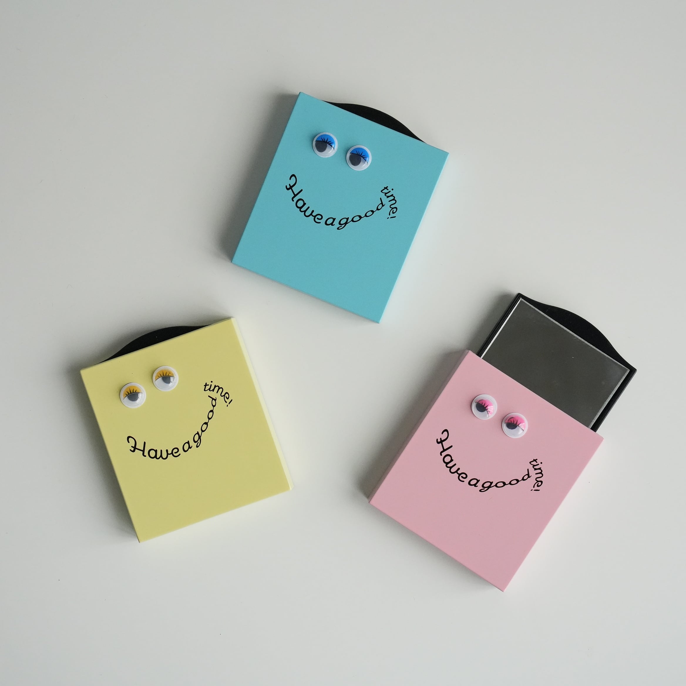 One Push Mirror Have a good time