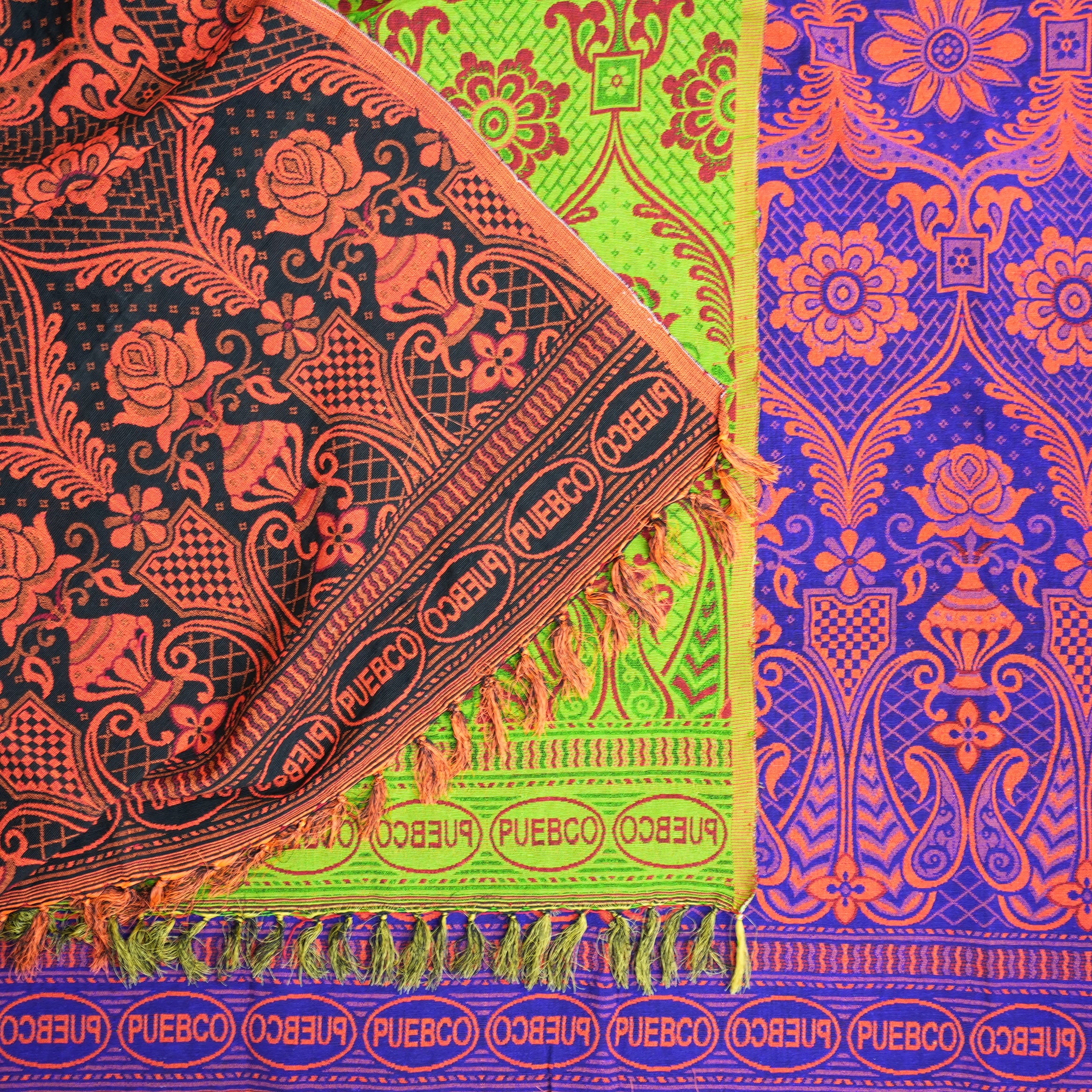 Reversible Jacquard Rug Black