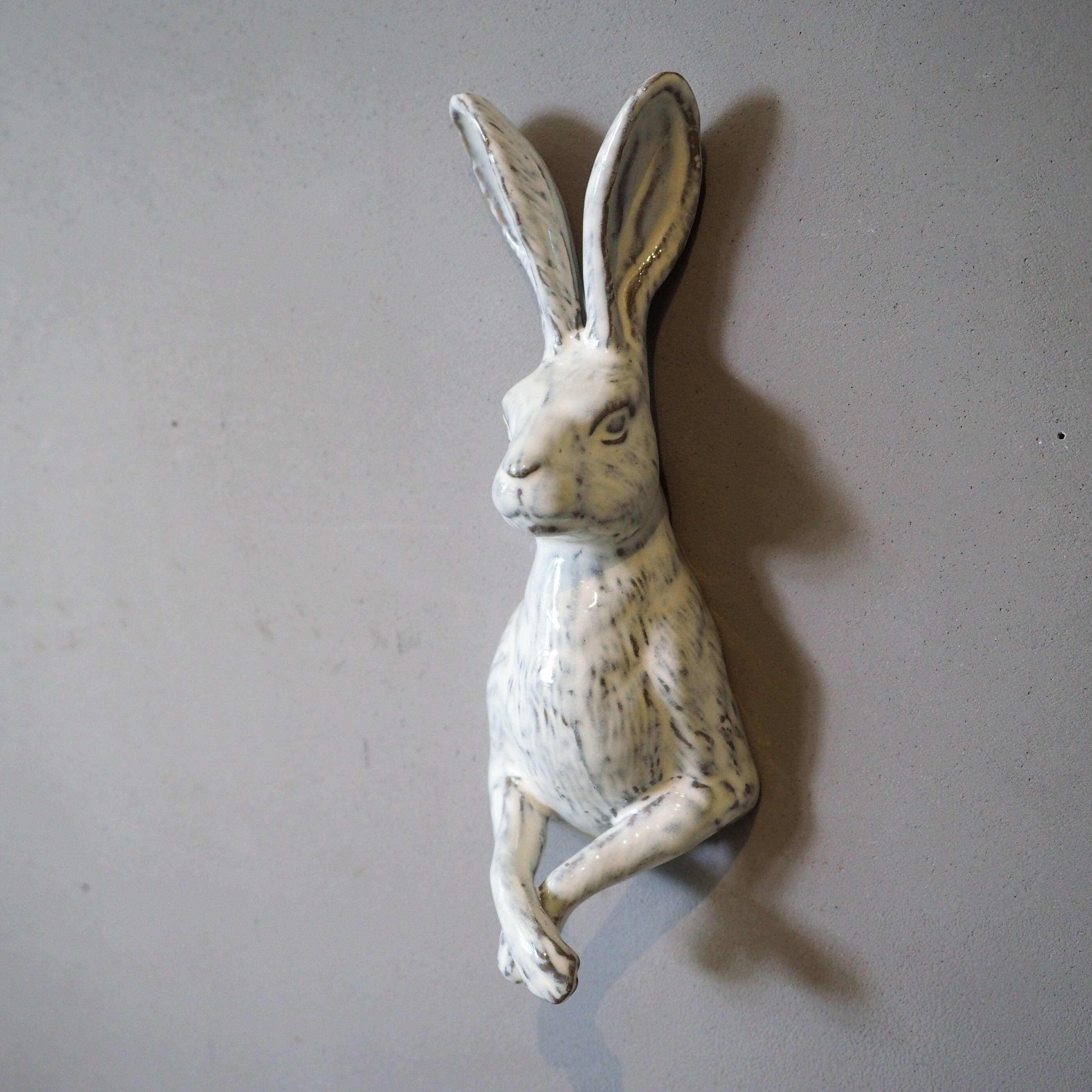 Curious Hare Hook White KN-026H-05