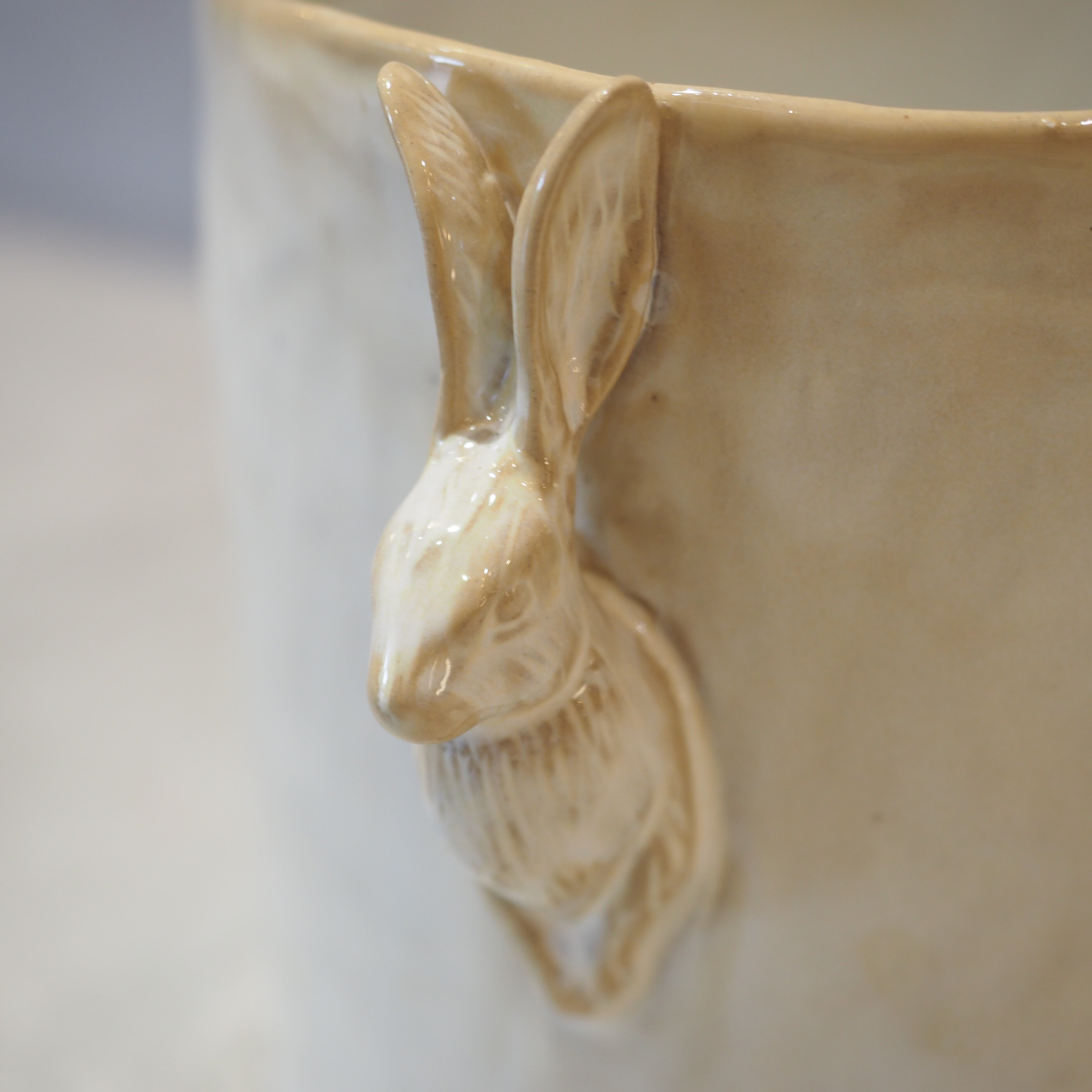 Rabbit Trophy Tin PP-018a