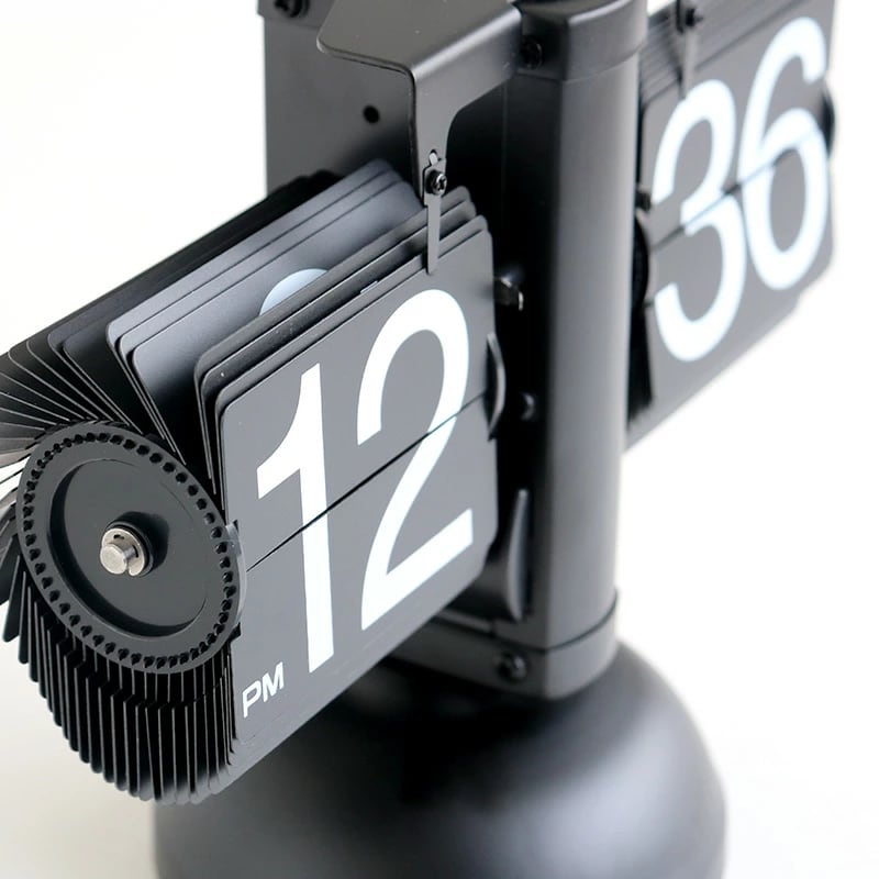 OPT FLIP CLOCK Black