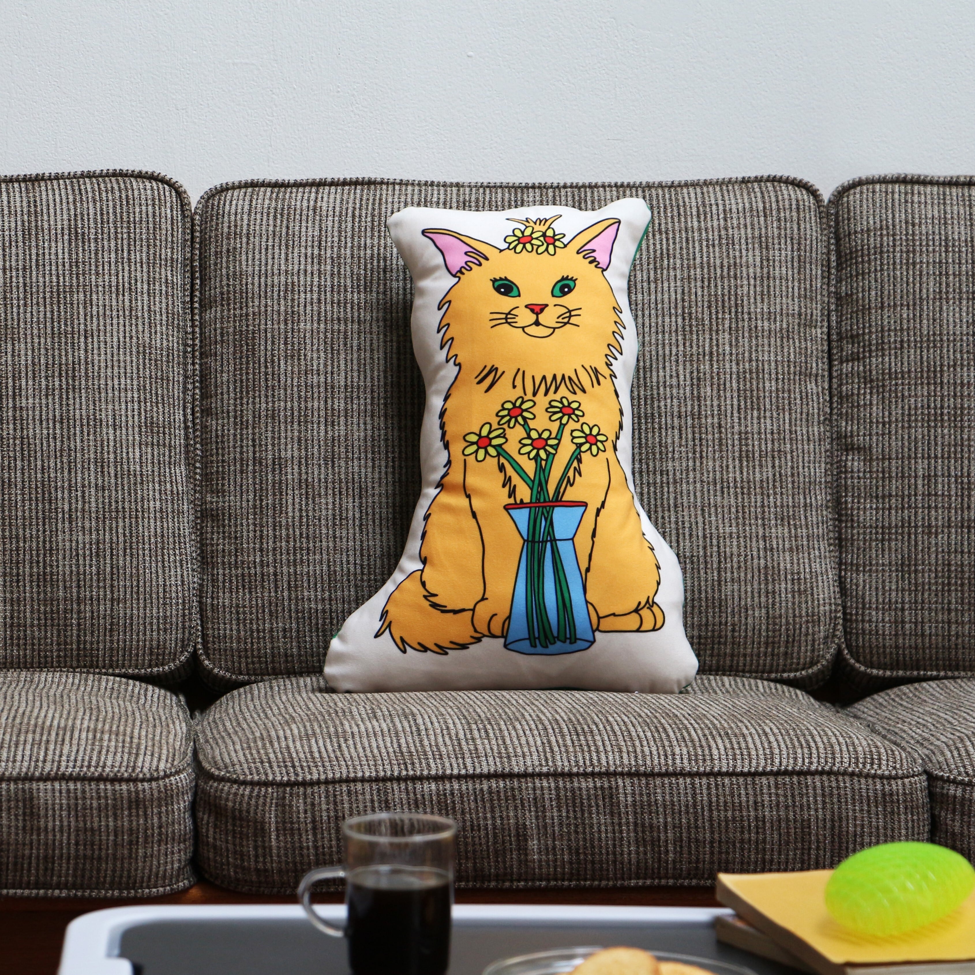 THE ENJOY C&D CLUB Cat Beige