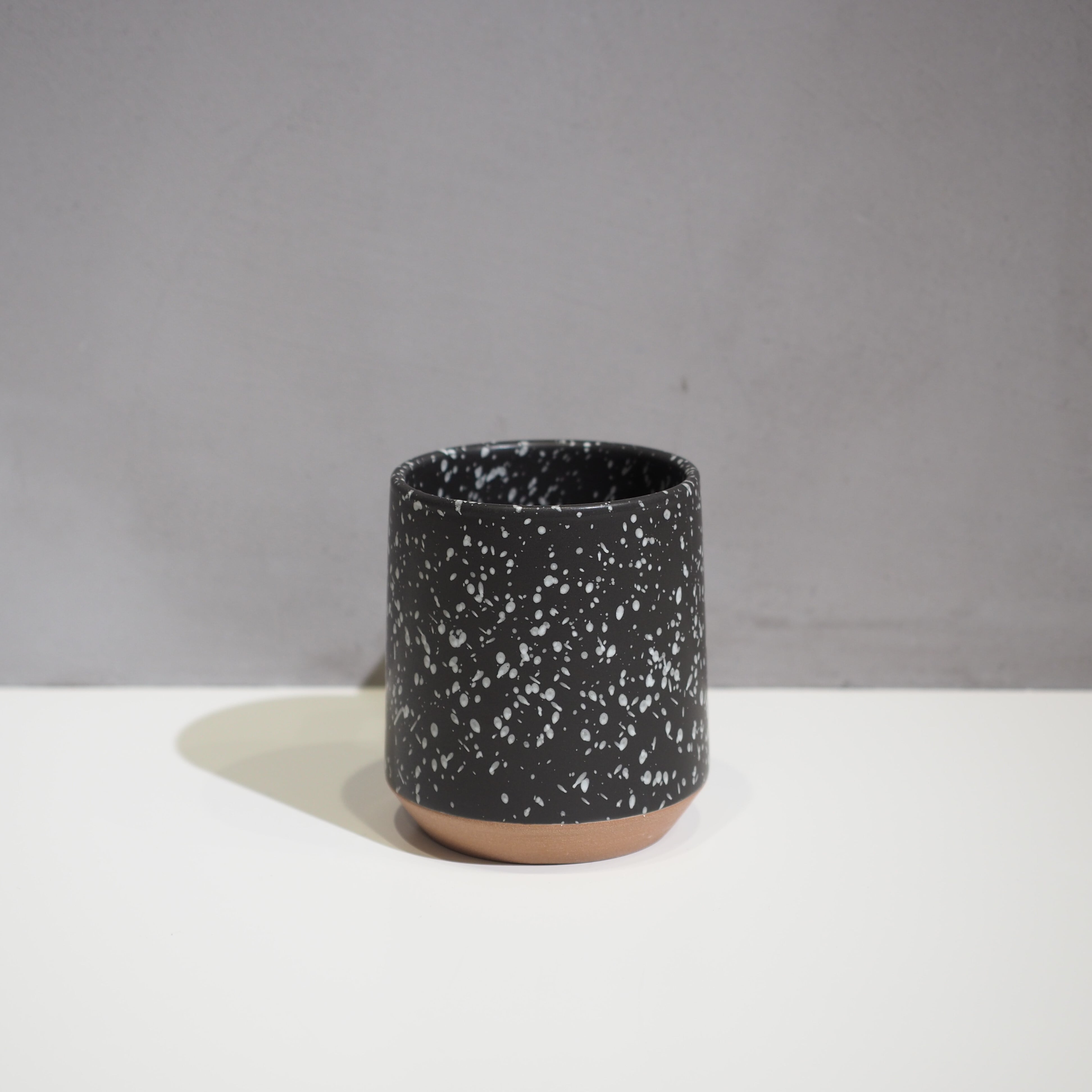 CHIPS Mug SPLASH Black × White