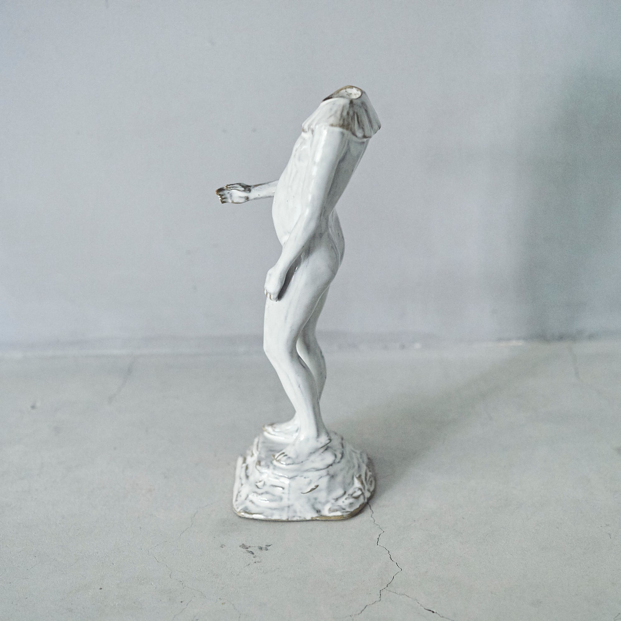 Still Life Boy Vase White SL-004-05