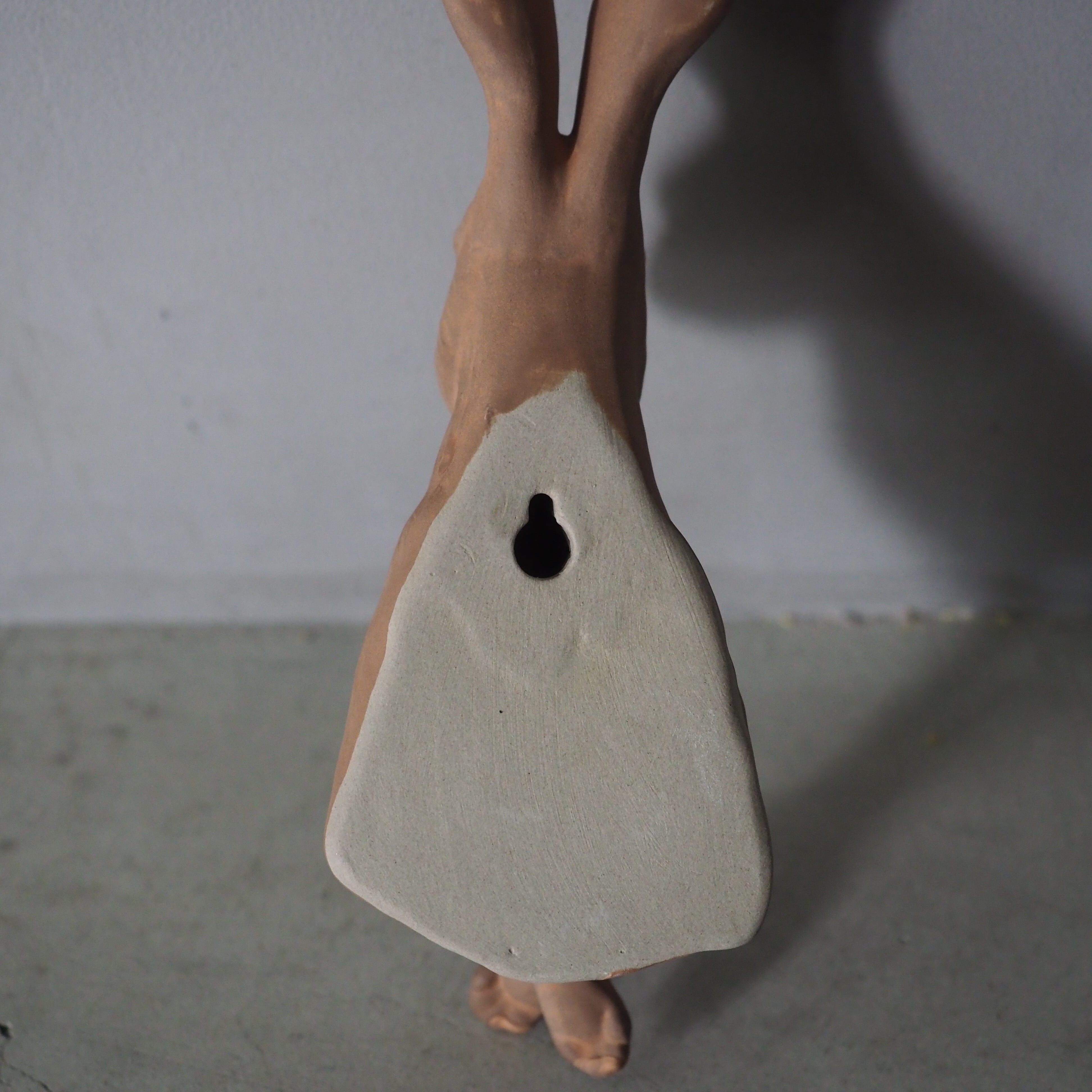 Curious Hare Hook Brown KN-026H-20