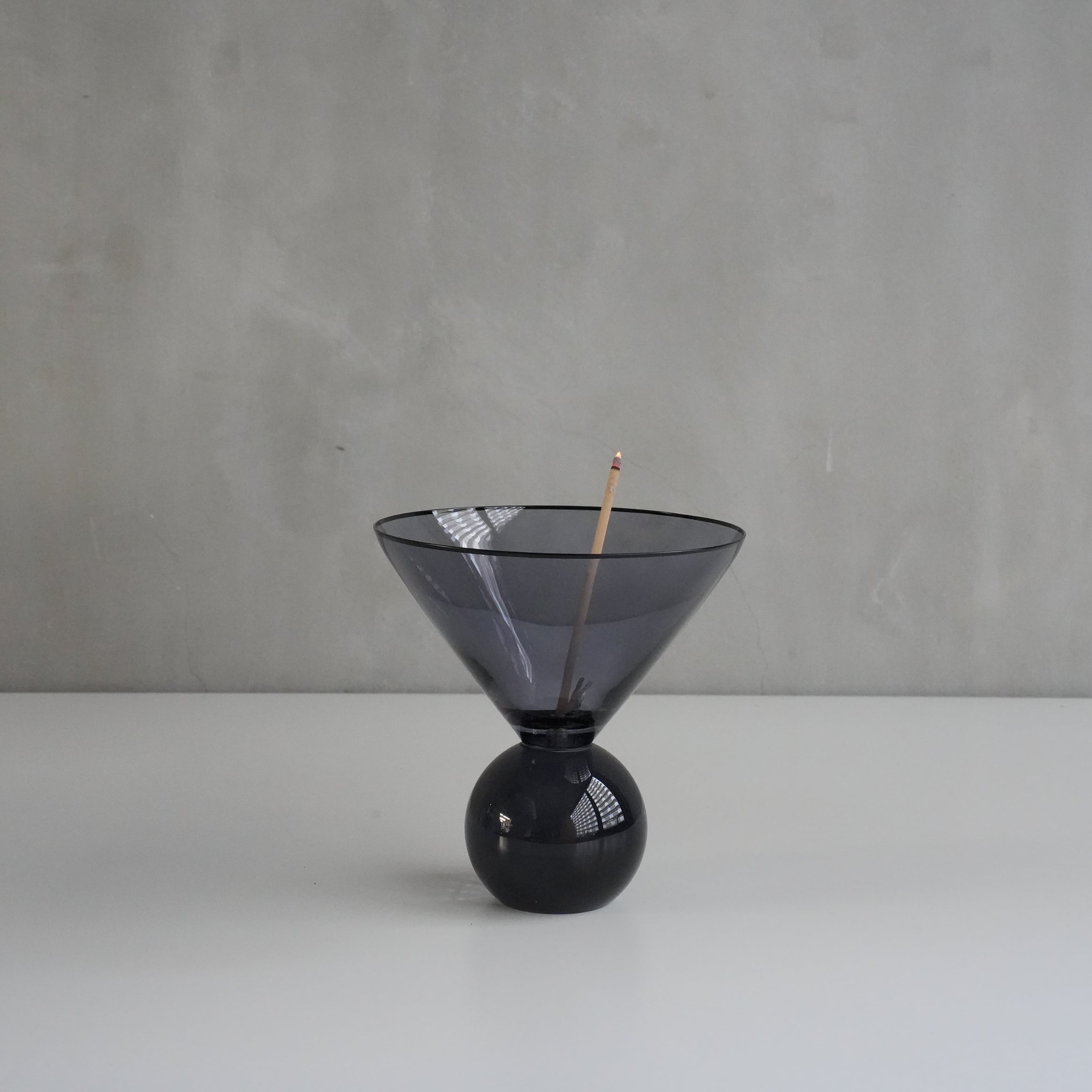Hazel Alle a te Incense Holder Sphere Oxford