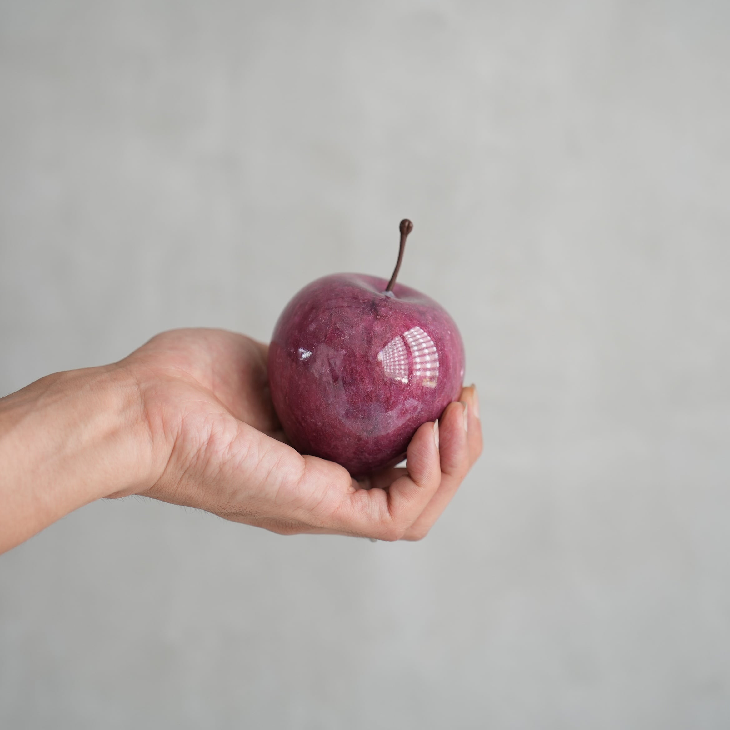 Marble Apple Red / Large