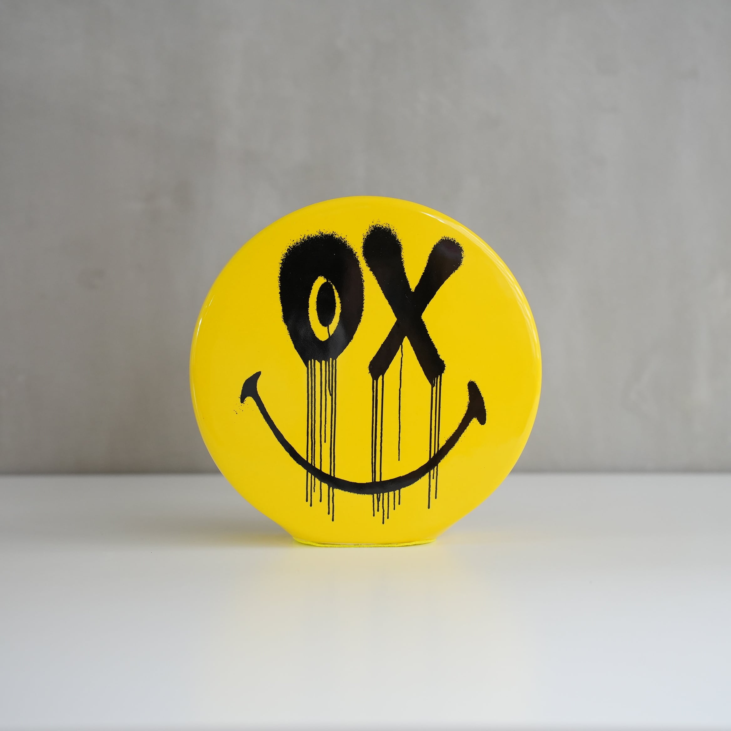 OX Vase Smiley by Andre Saraiva