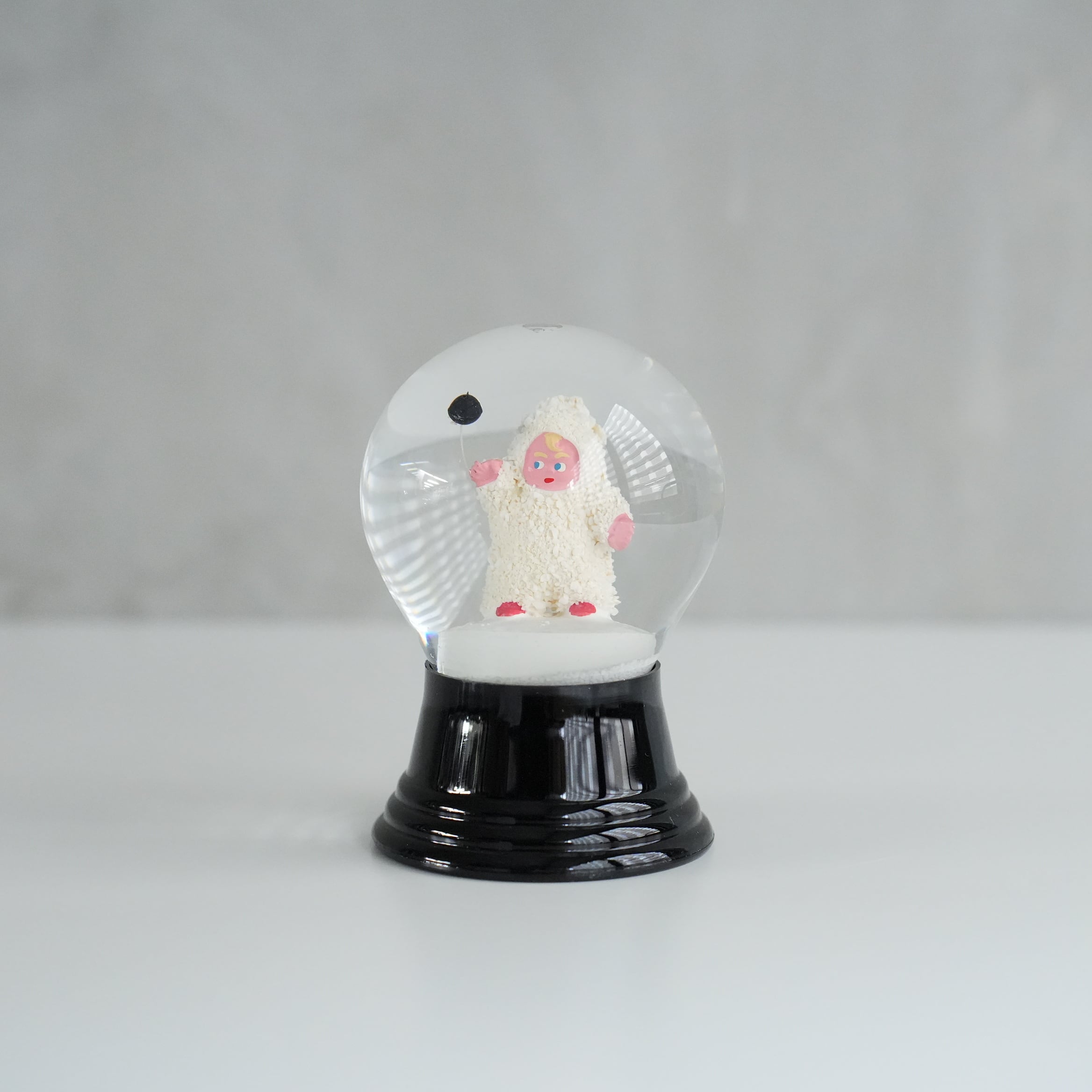PERZY スノーグローブ 80mm SnowBaby