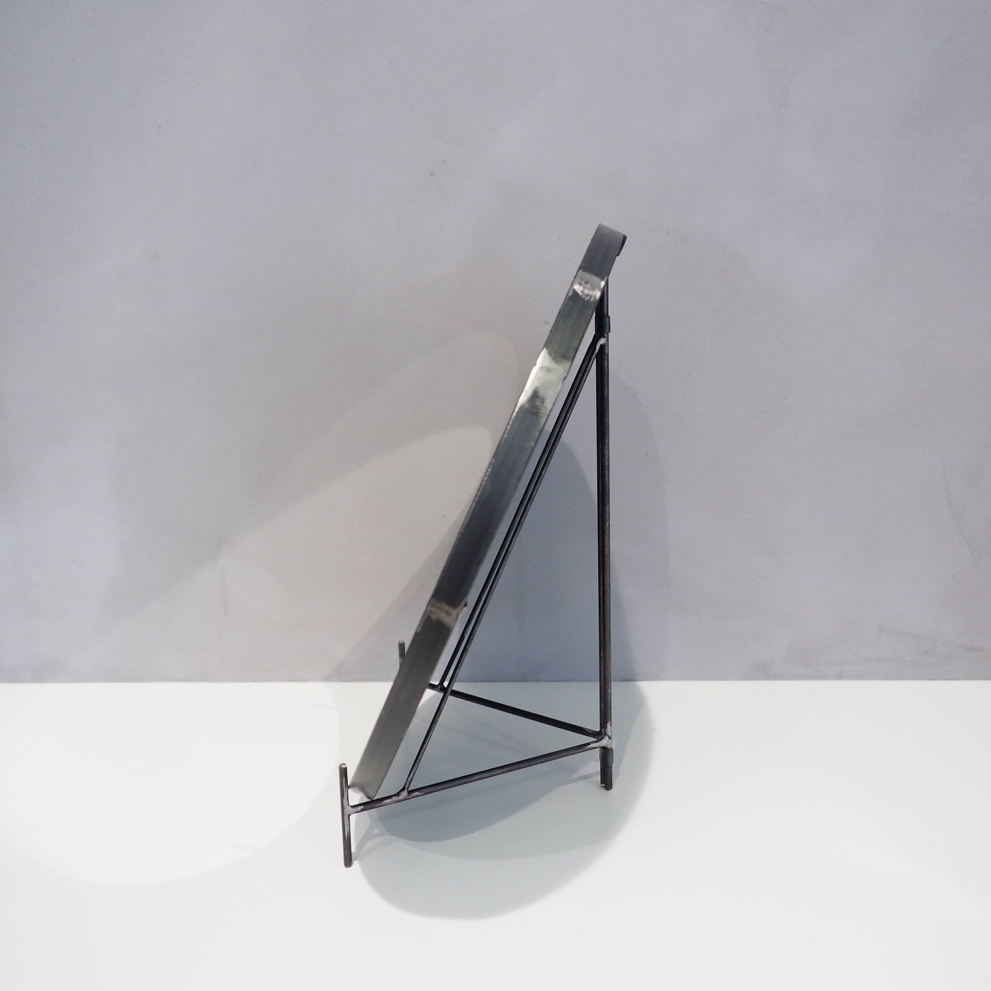 ROUND MIRROR L (Iron Frame)