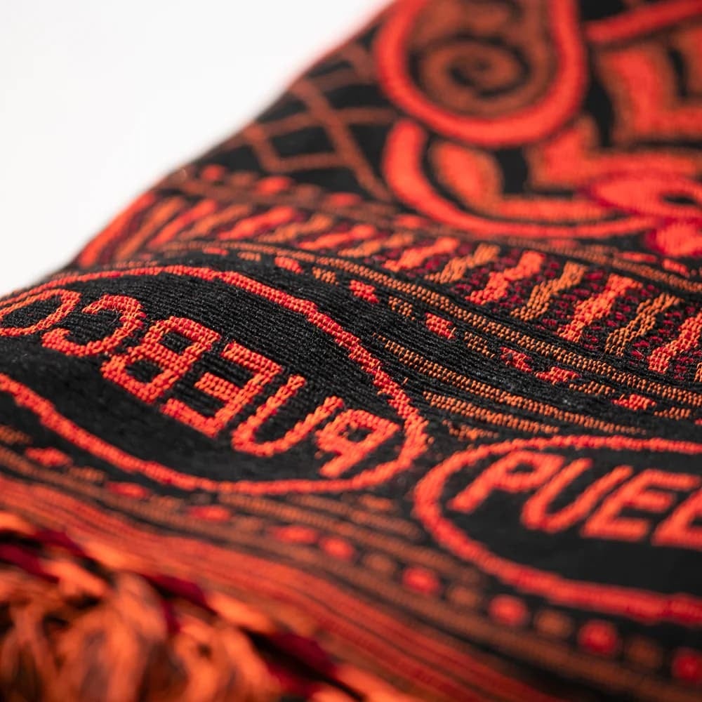 Reversible Jacquard Rug Black