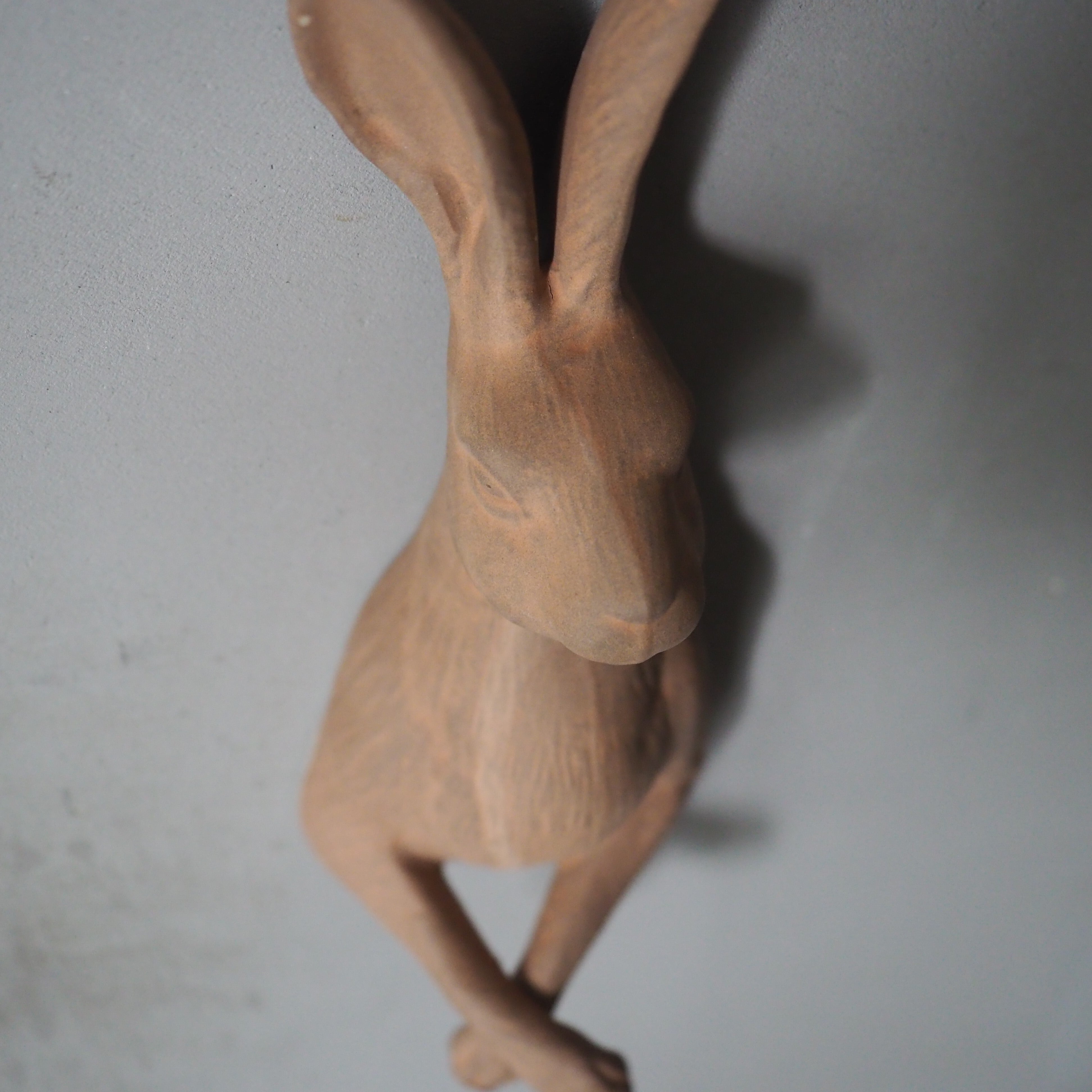 Curious Hare Hook Brown KN-026H-20