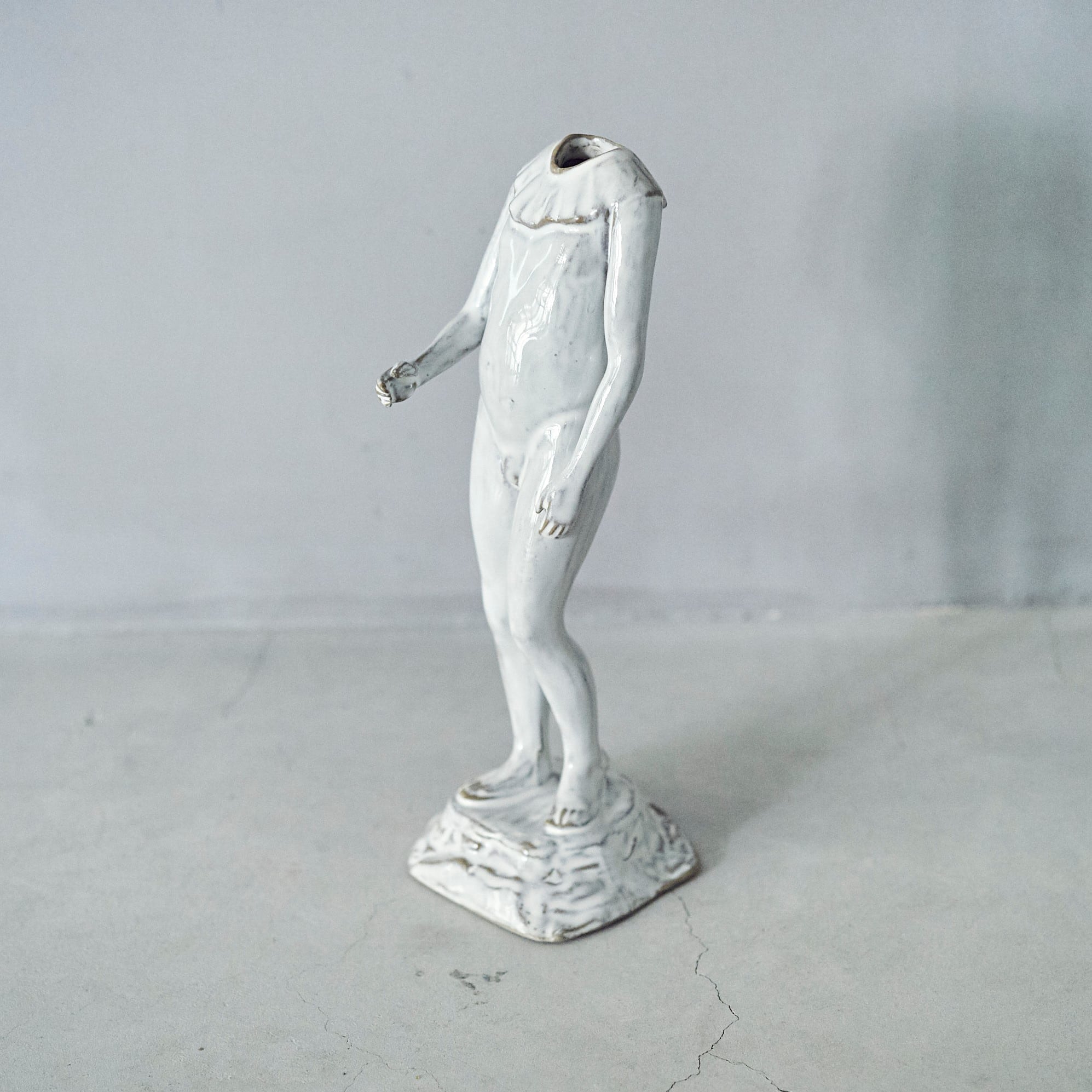 Still Life Boy Vase White SL-004-05