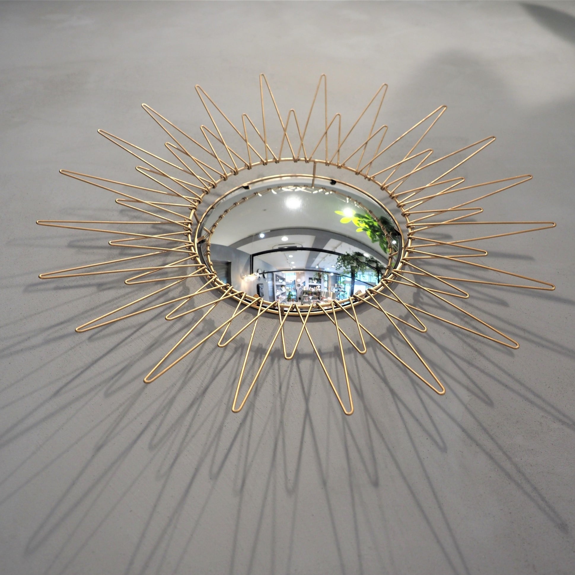 RAY Interior Wall Mirror Gold