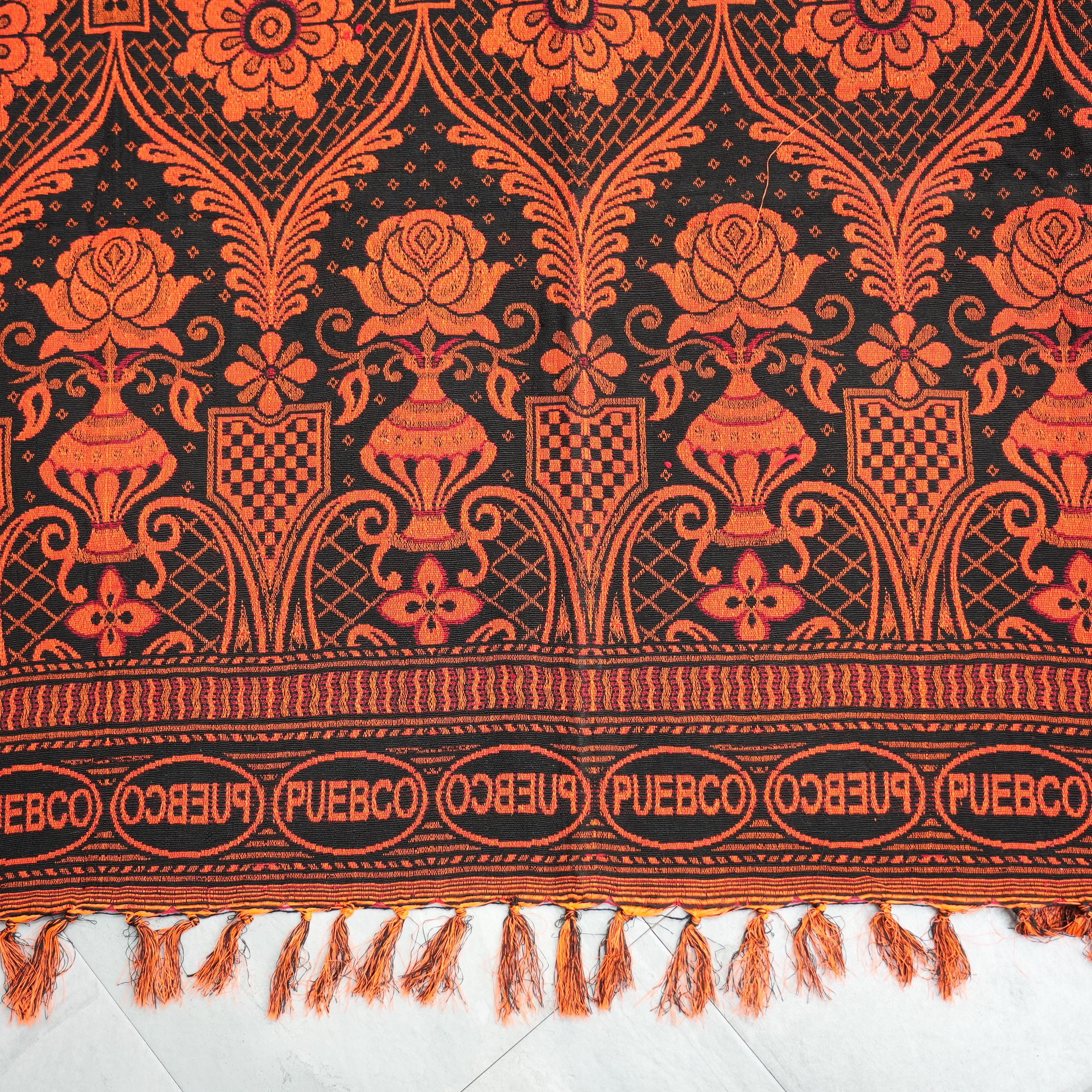 Reversible Jacquard Rug Black