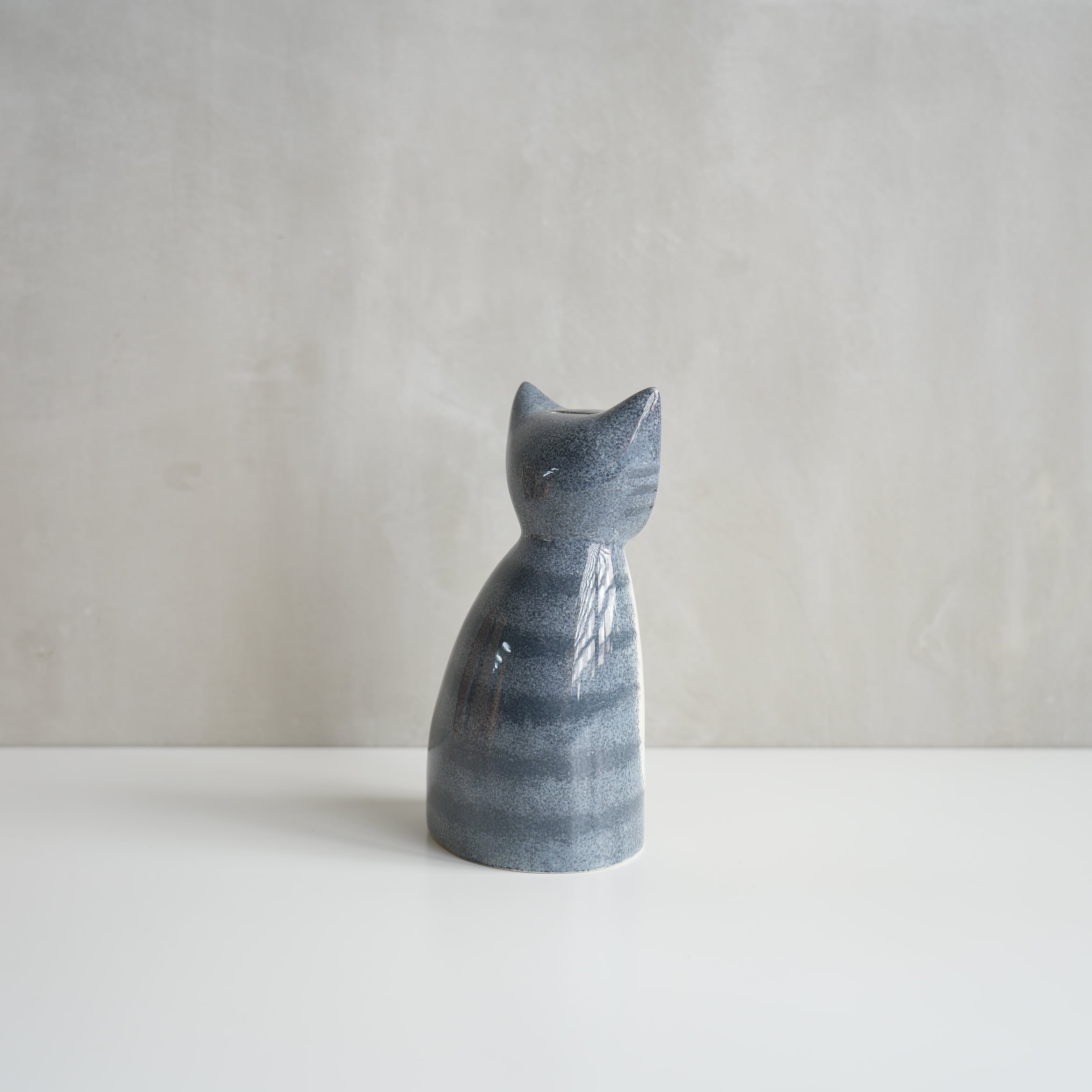 Hannah Turner Money Box Cat Gray
