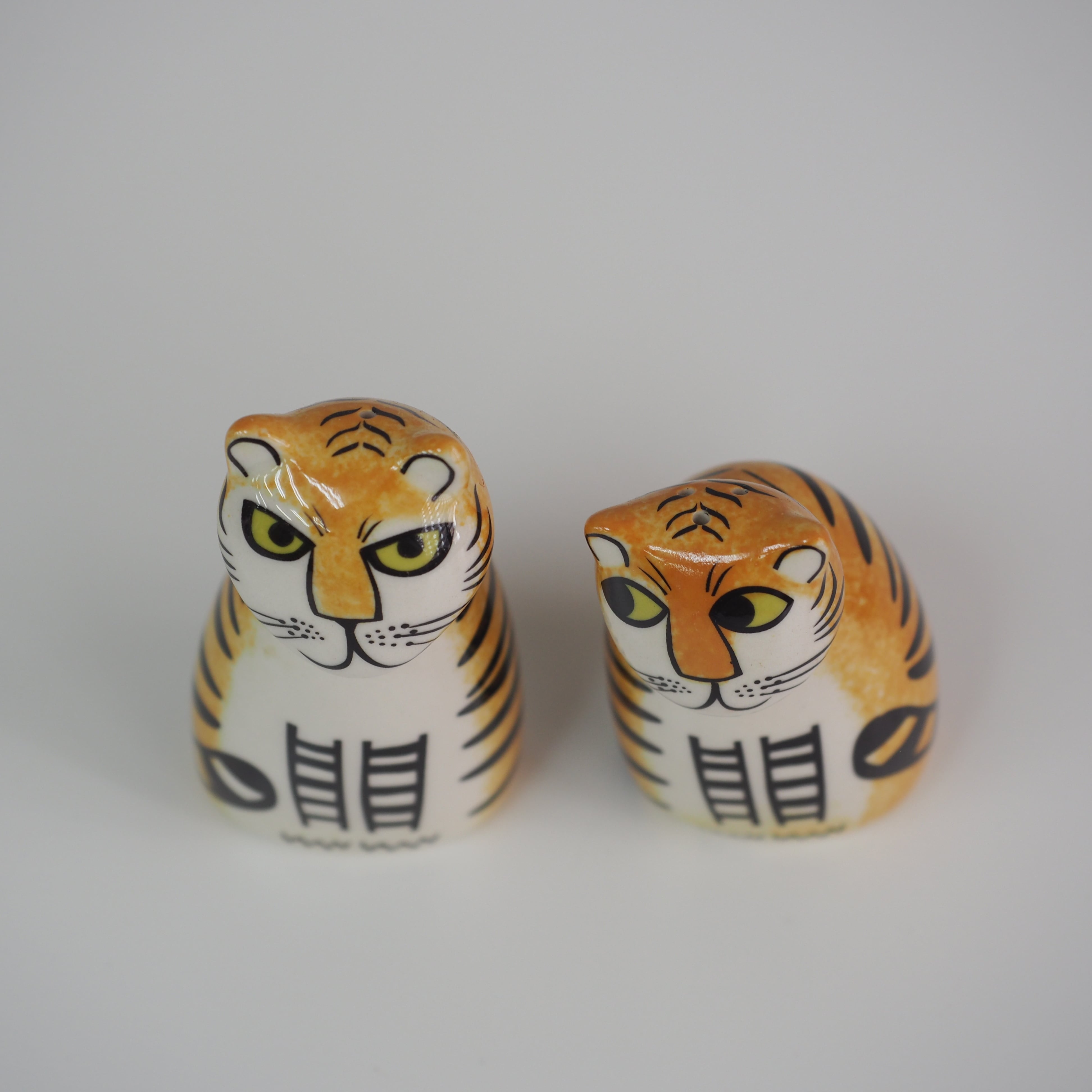 Hannah Turner Salt & Pepper Tiger