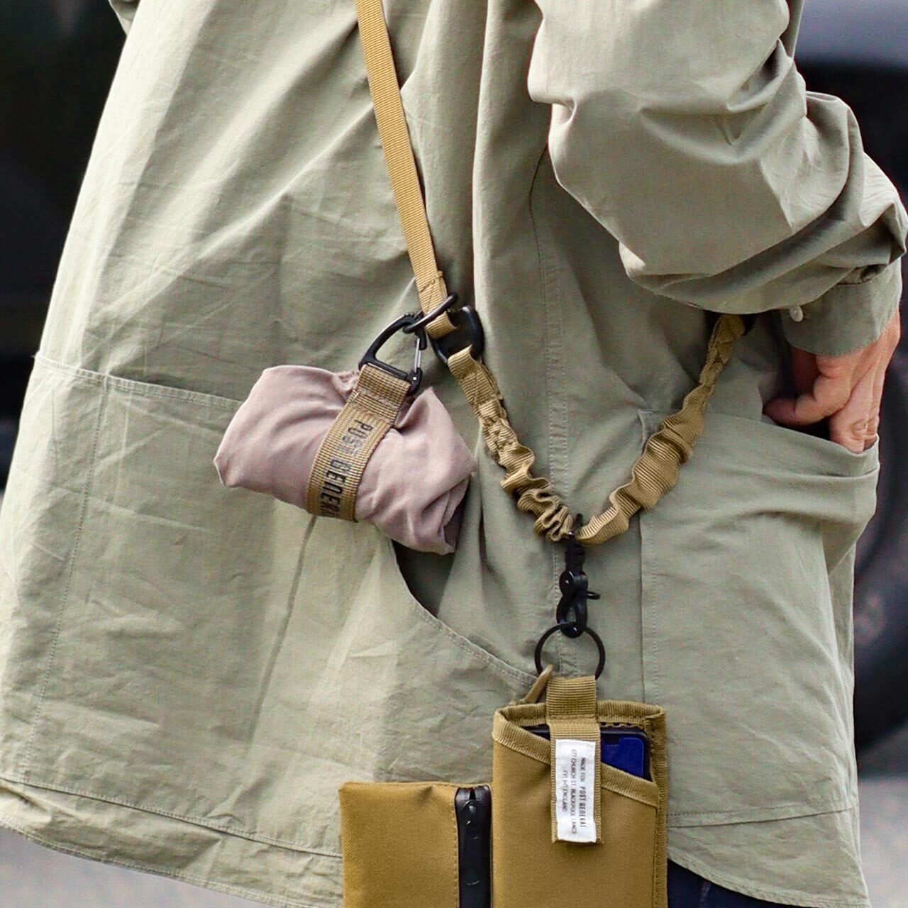 SLING PHONE & COIN POUCH