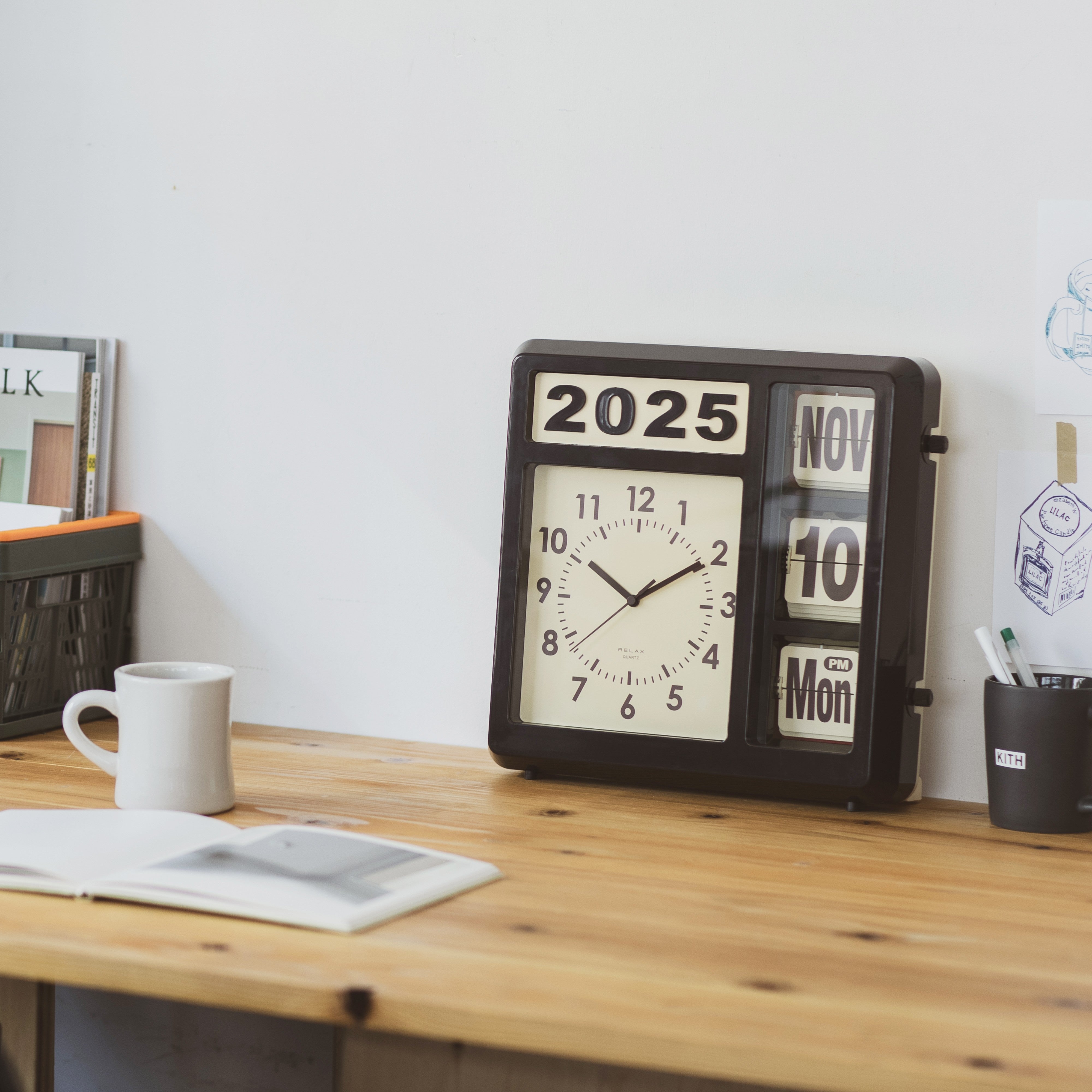 Flip Calendar Clock