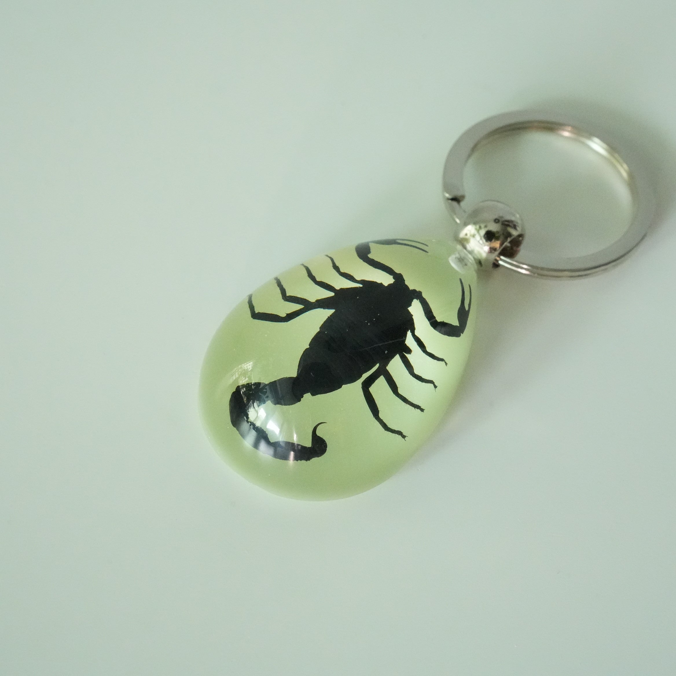 TEAR DROP KEYCHAIN GID