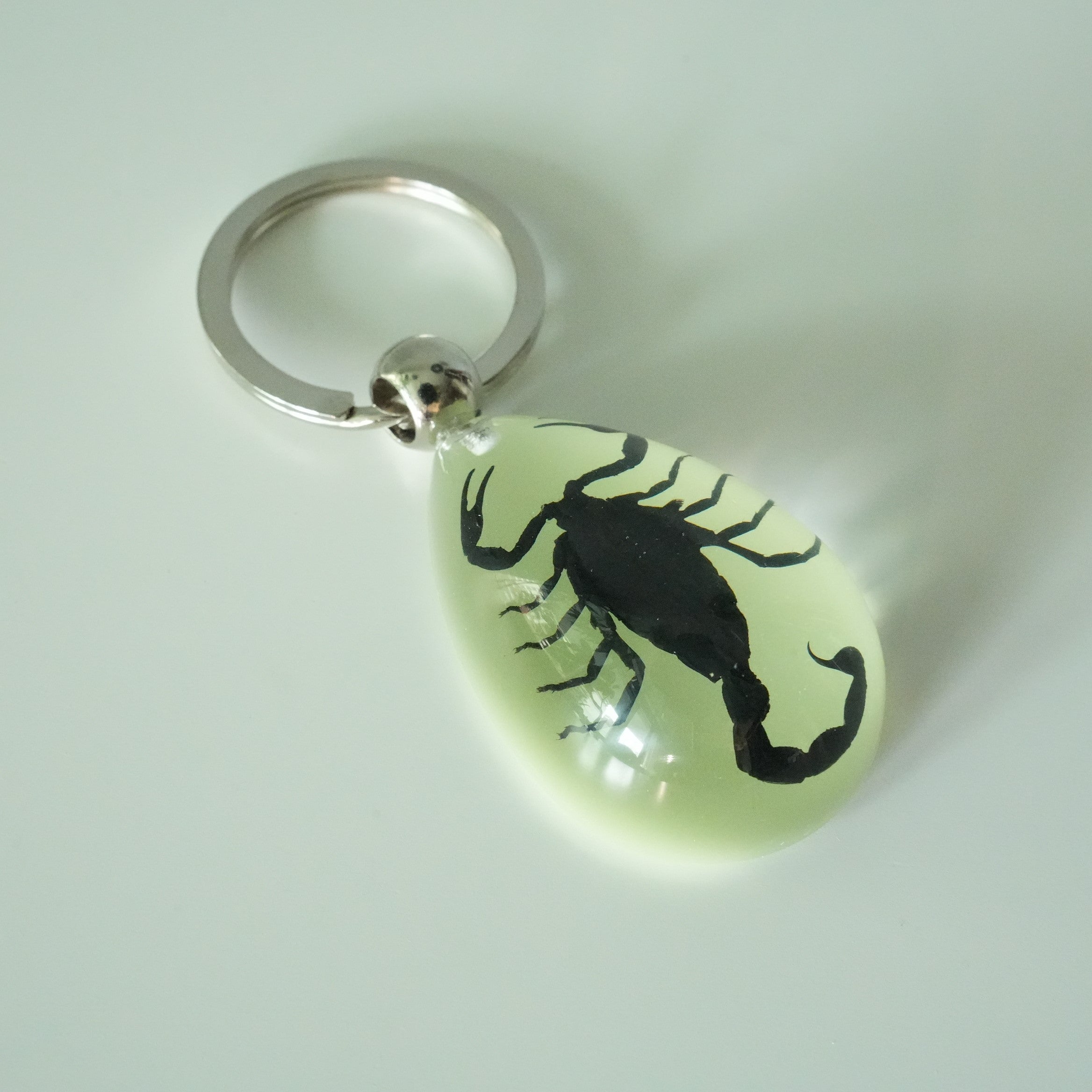 TEAR DROP KEYCHAIN GID