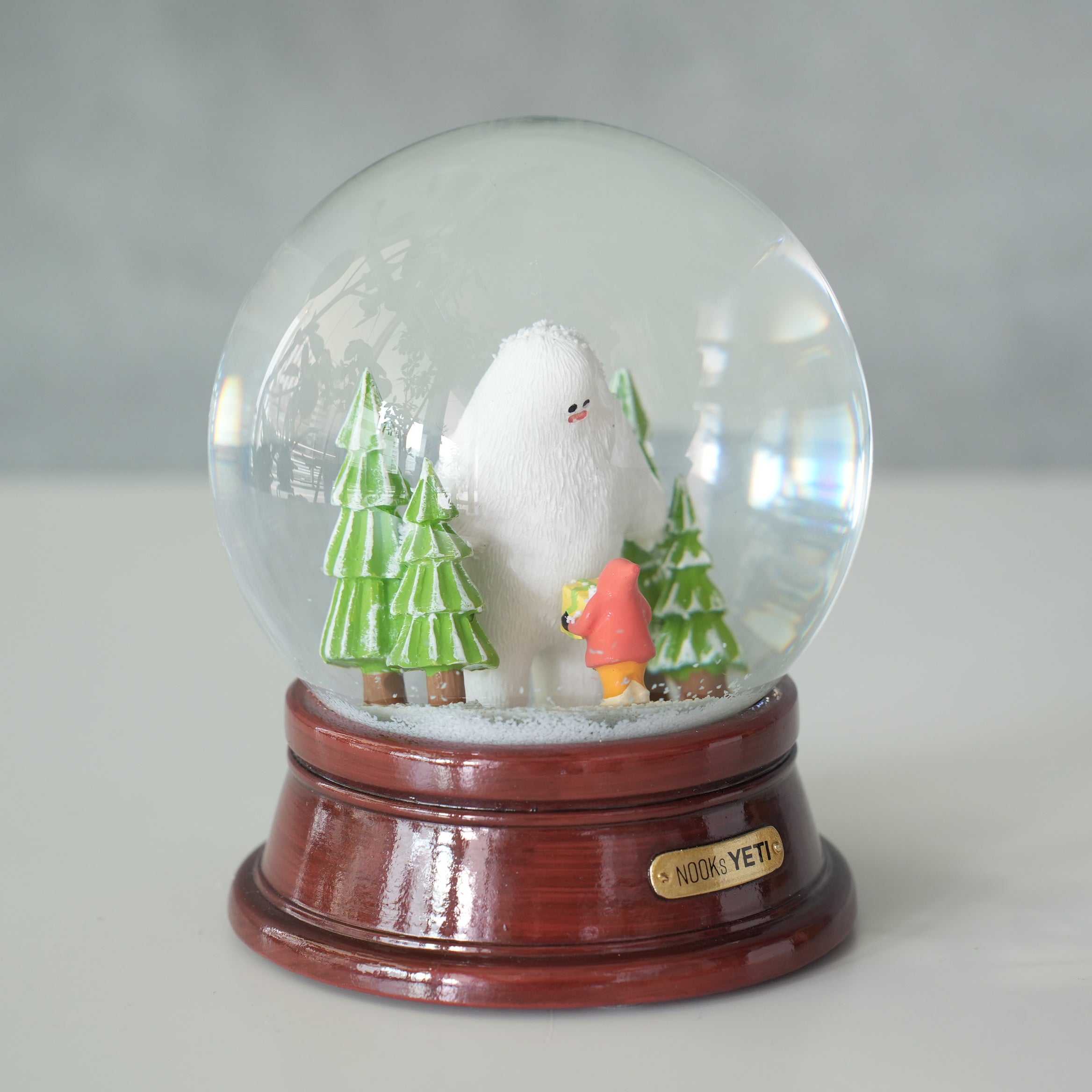 Yeti Snow Dome