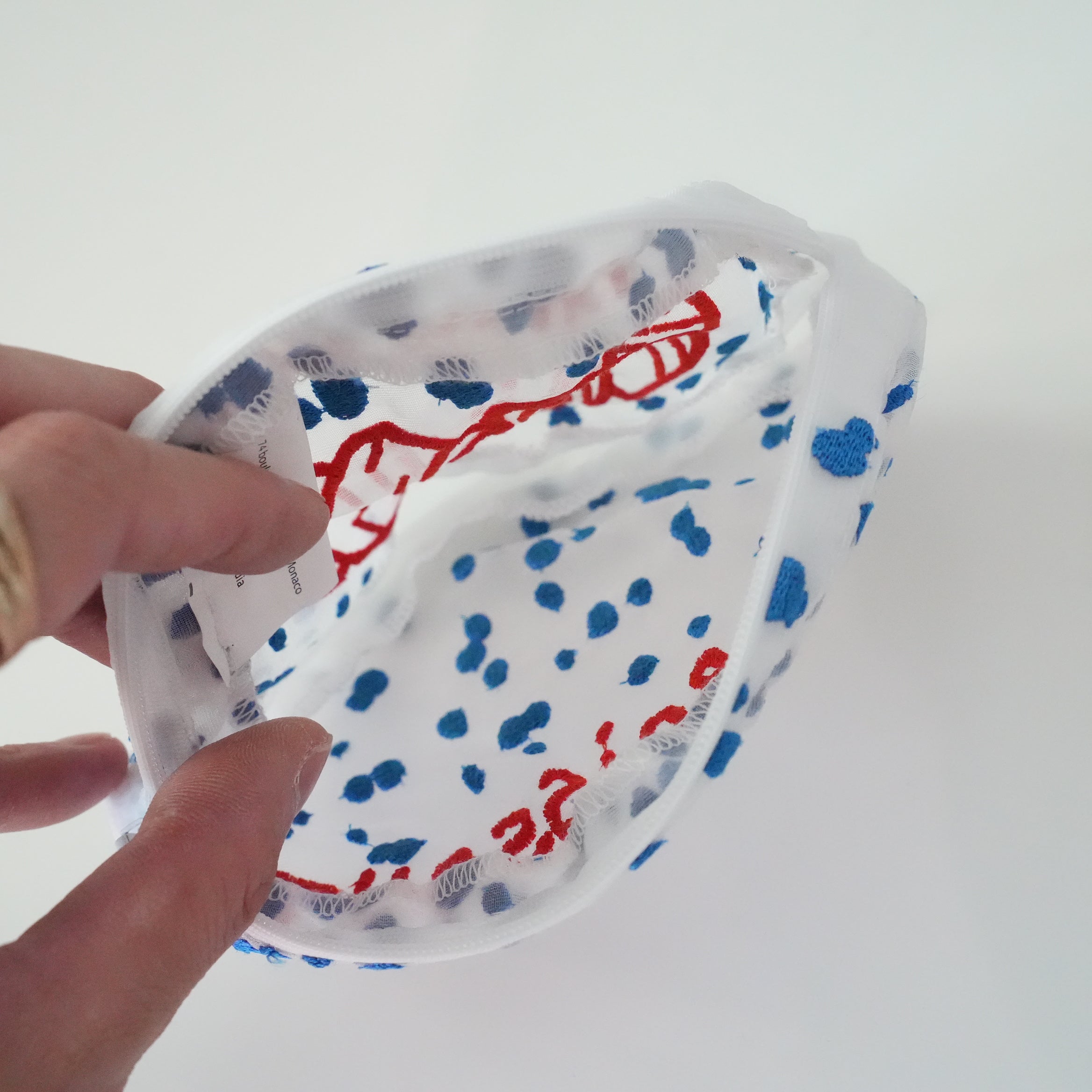 Paris Simbole Croissant Pouch