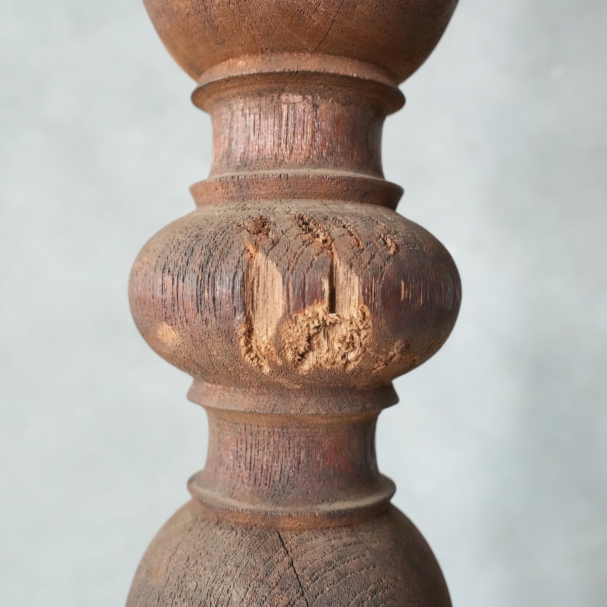 VONA Table