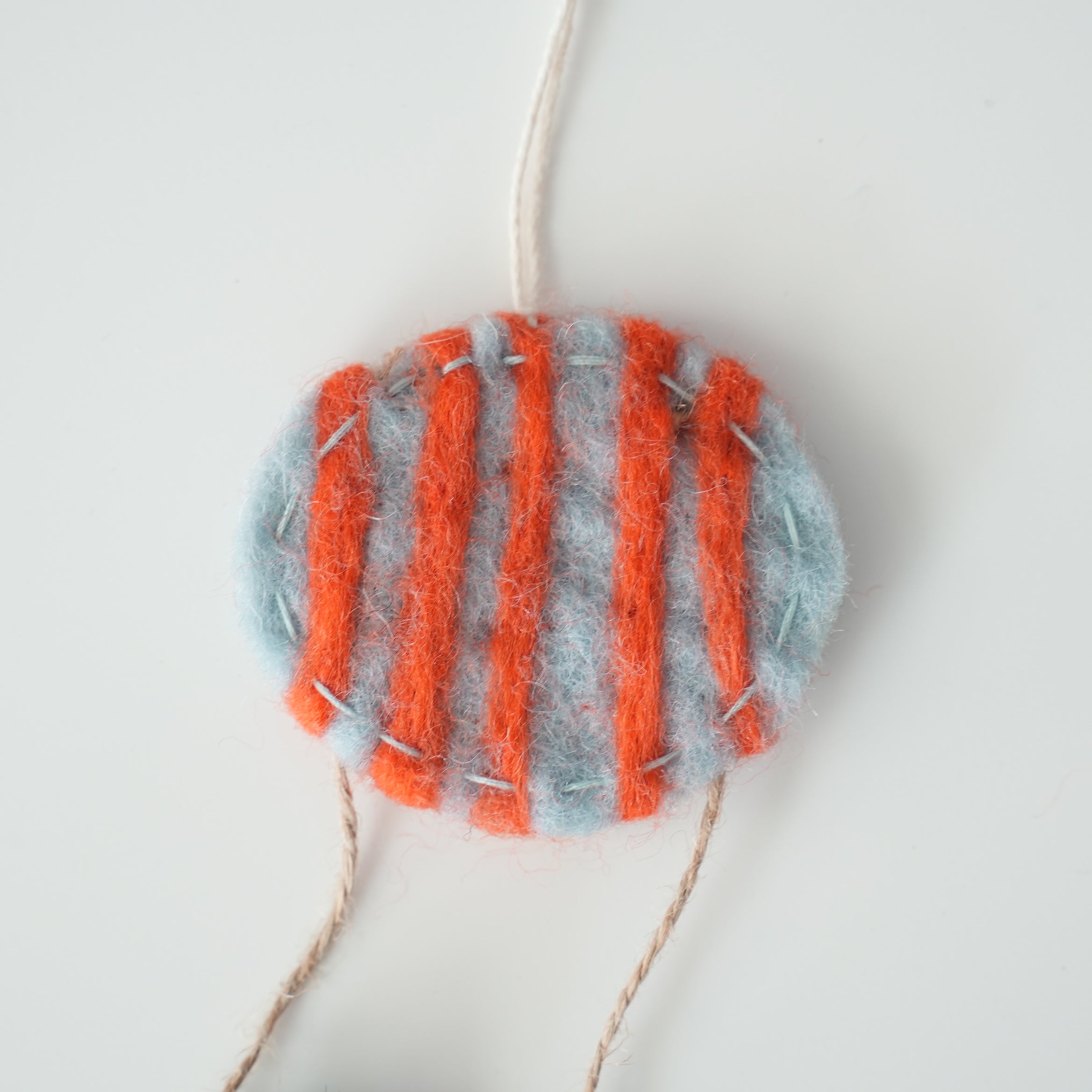 LITTLE HANGINGS air balloon