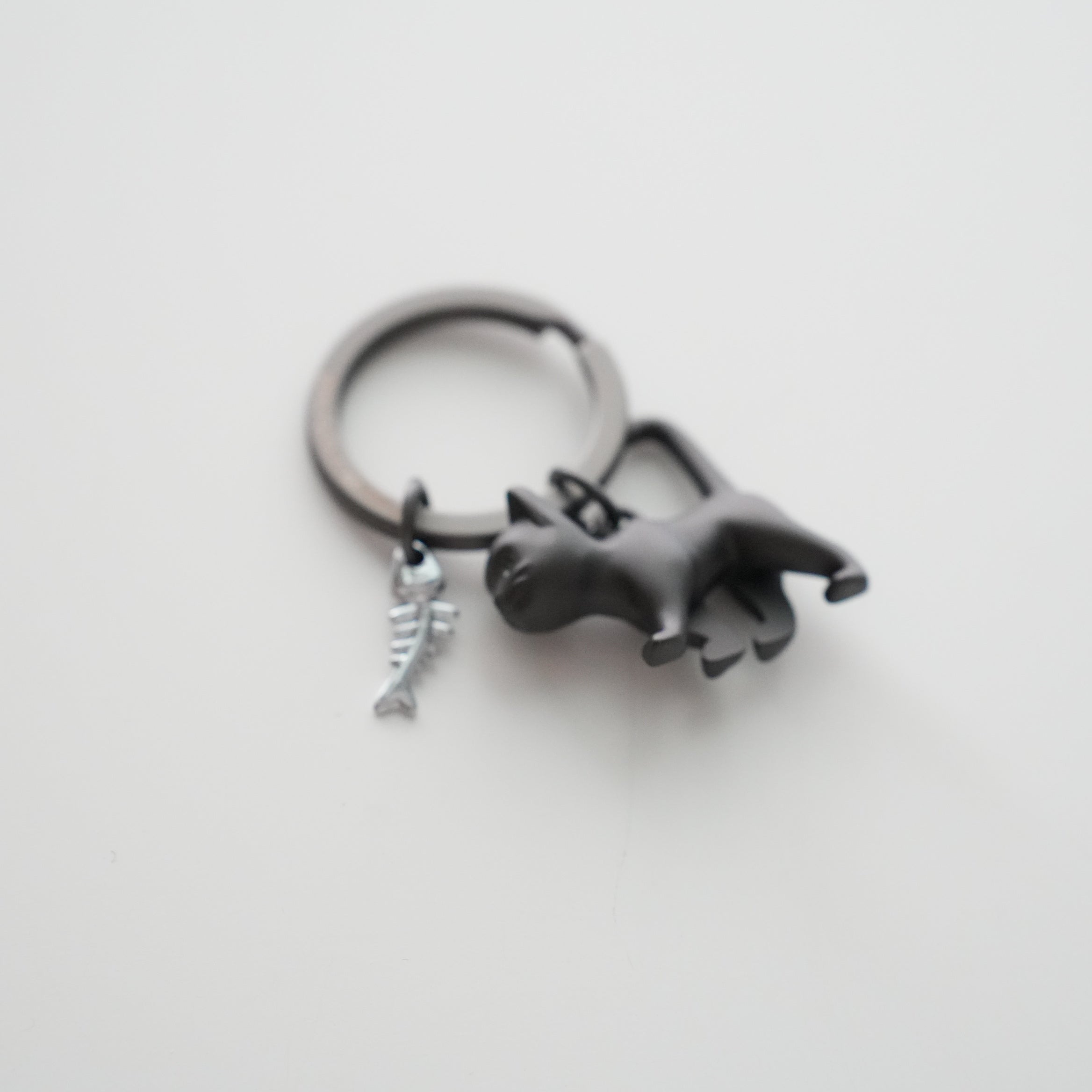 METAL KEY RING CAT