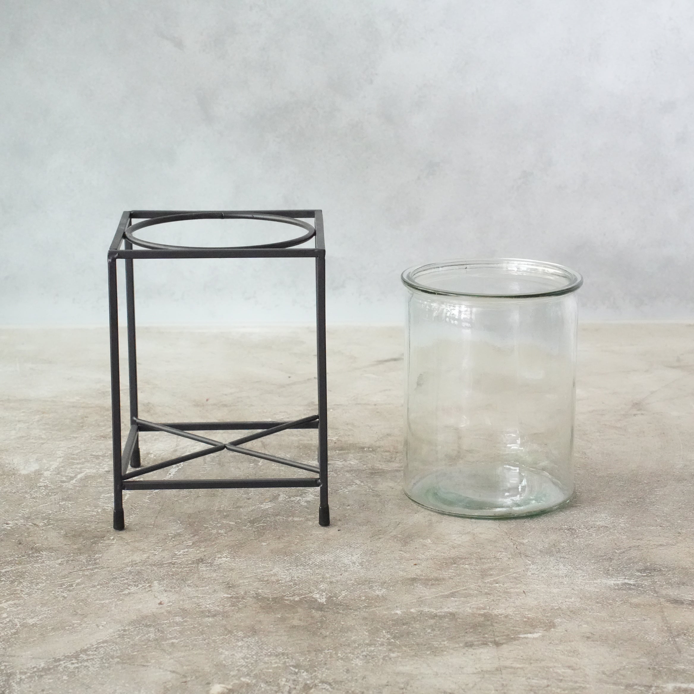 Iron Stand Flower Vase