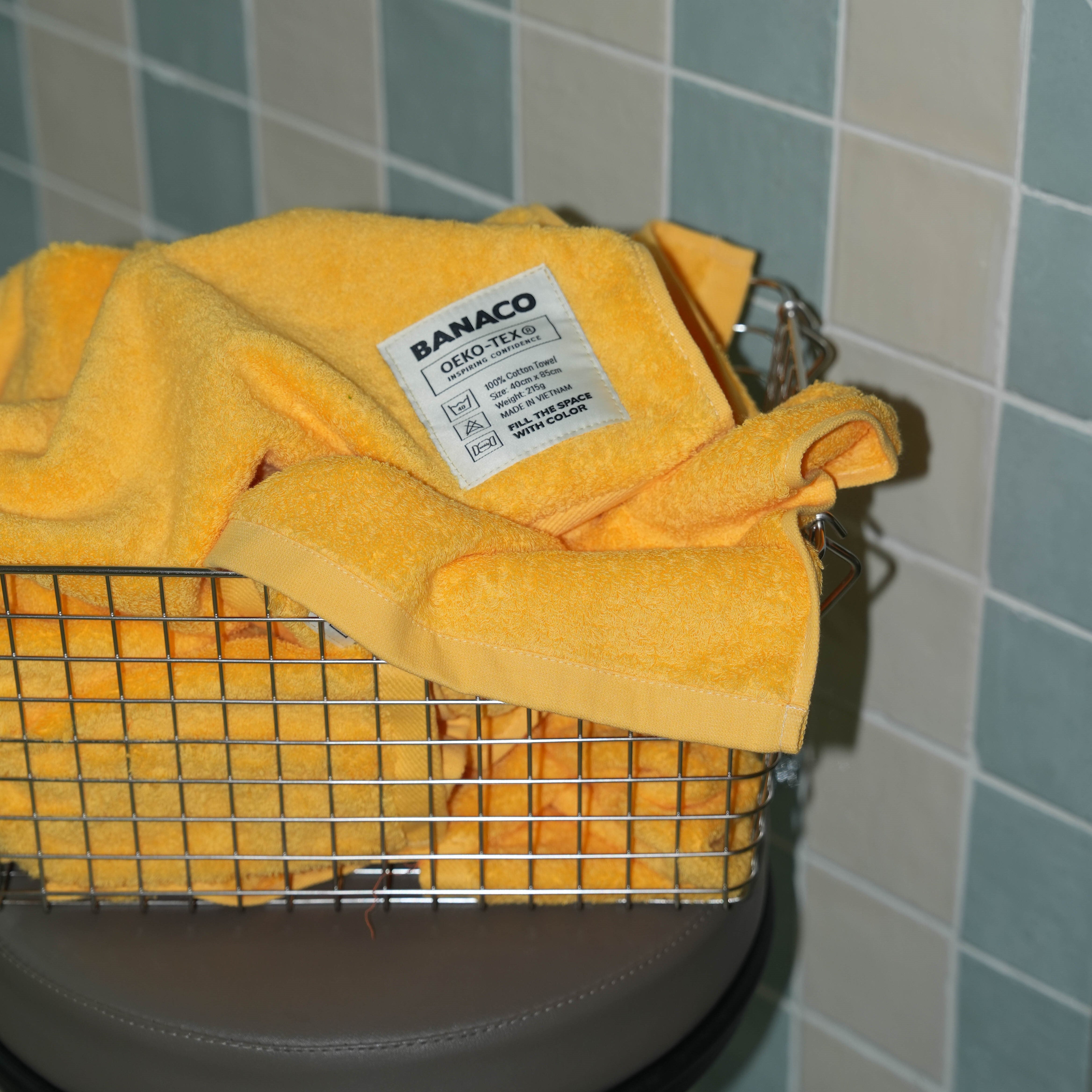 COLOR TOWEL
