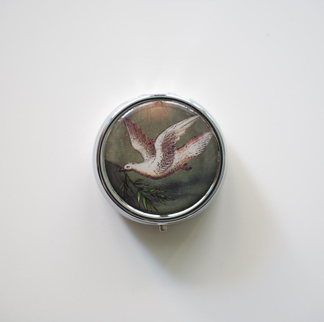 Lip Balm / Circular Dove