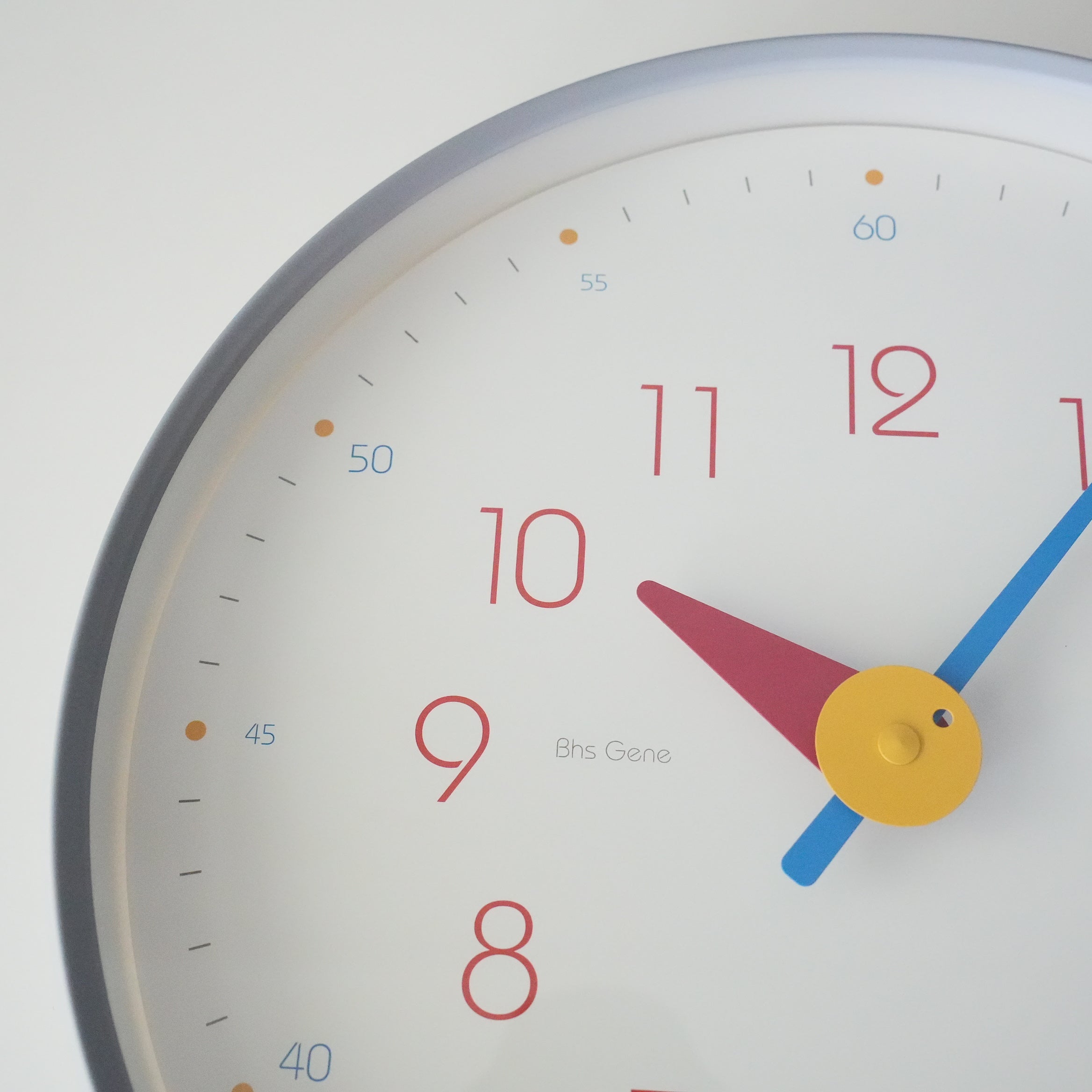 Bauhaus GENE Wall Clock Pro L