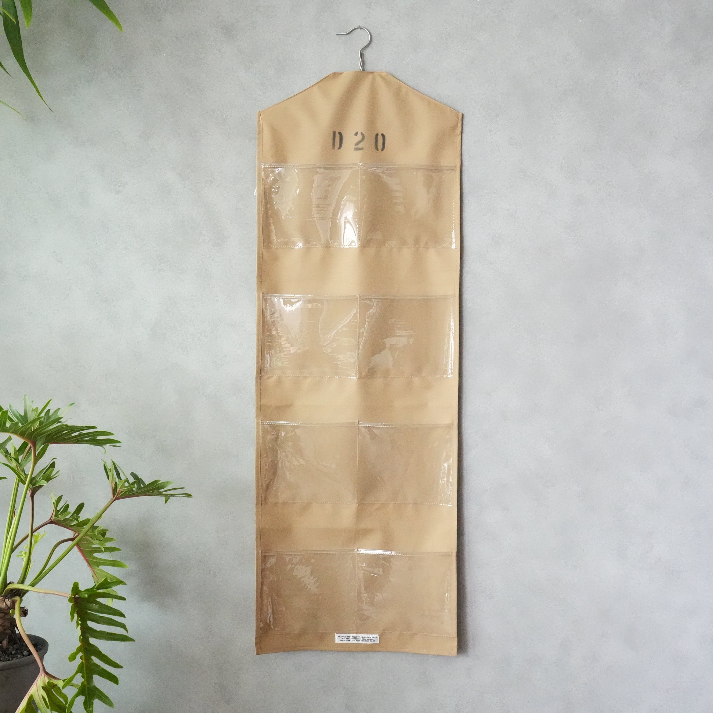Rubberized Fabric Hanging Organizer 8 Pockets