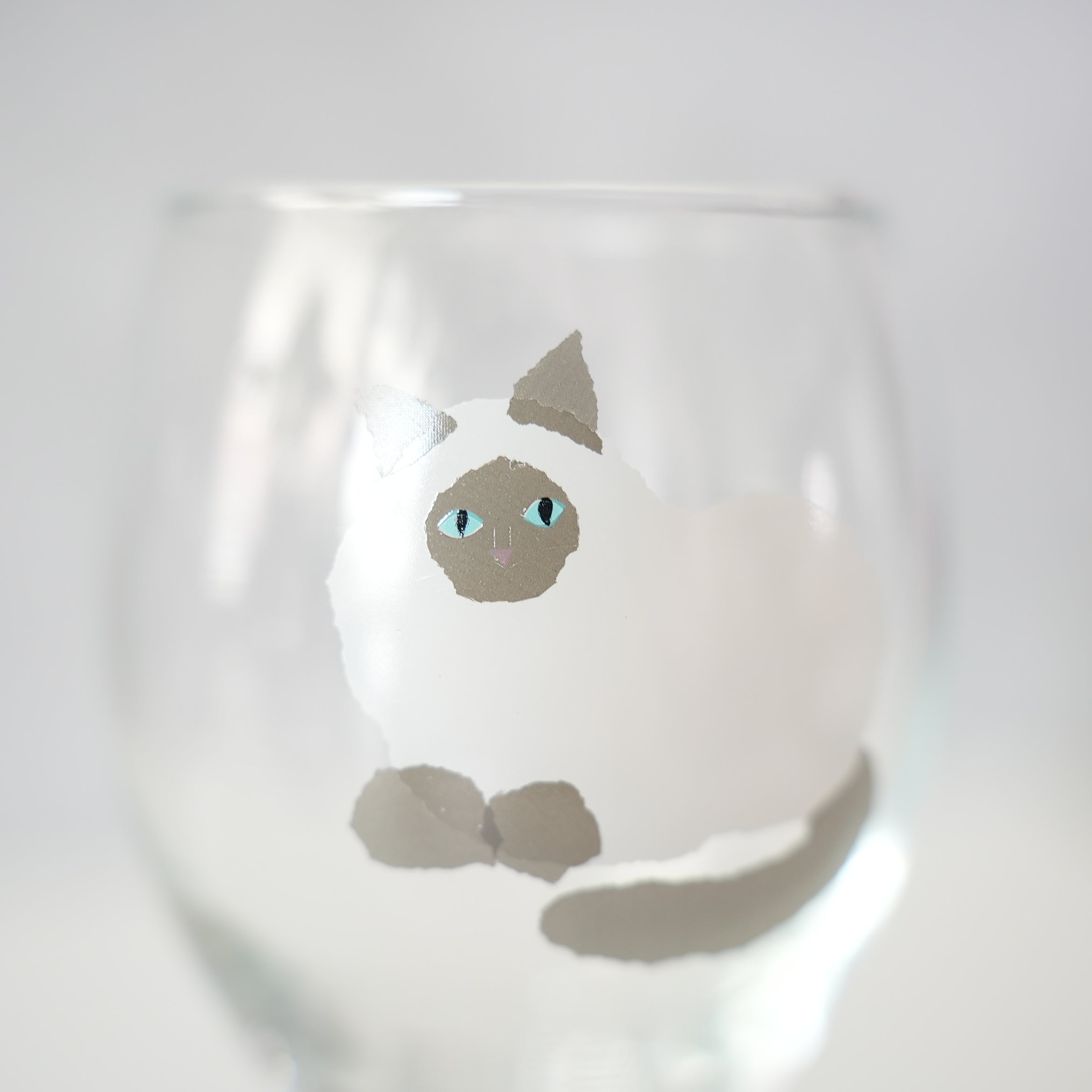 うそみたいなコップ シャムねこワイングラス