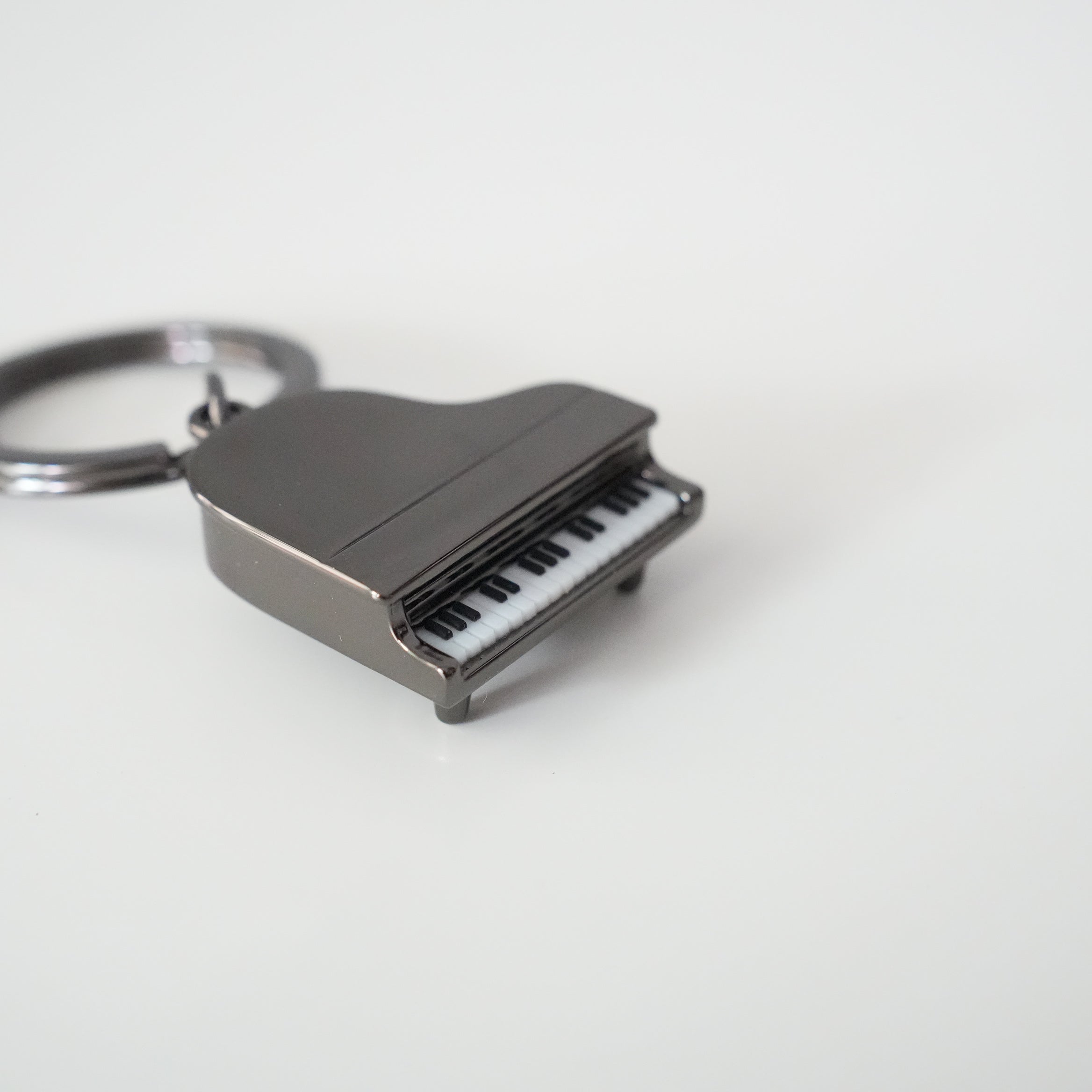 METAL KEY RING PIANO