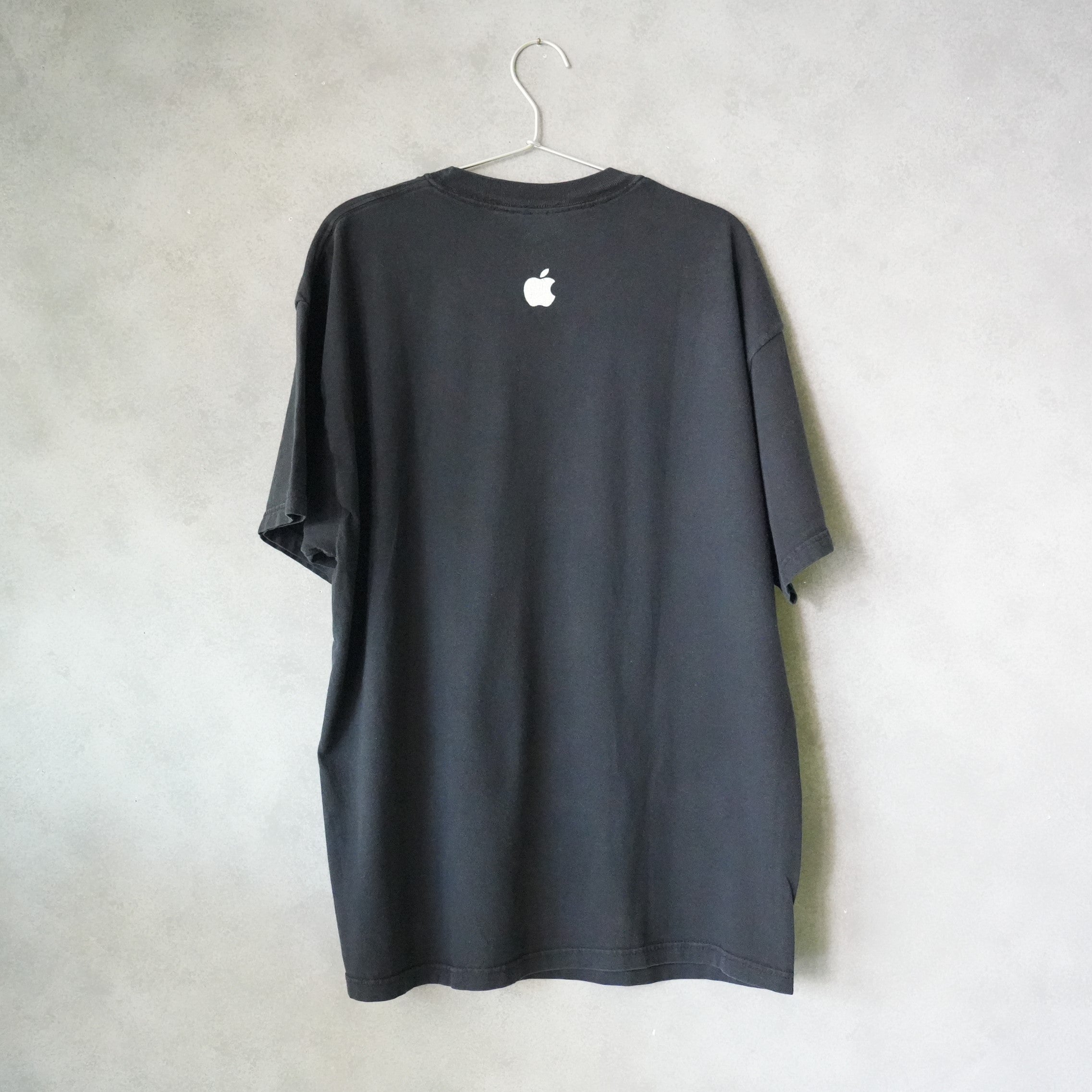 Apple Tee Motion
