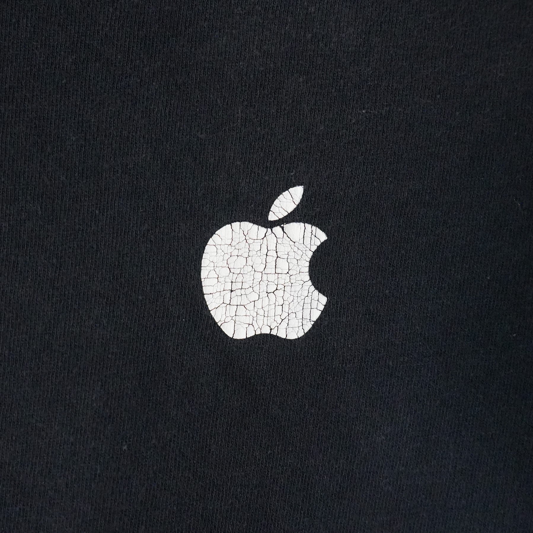 Apple Tee Motion