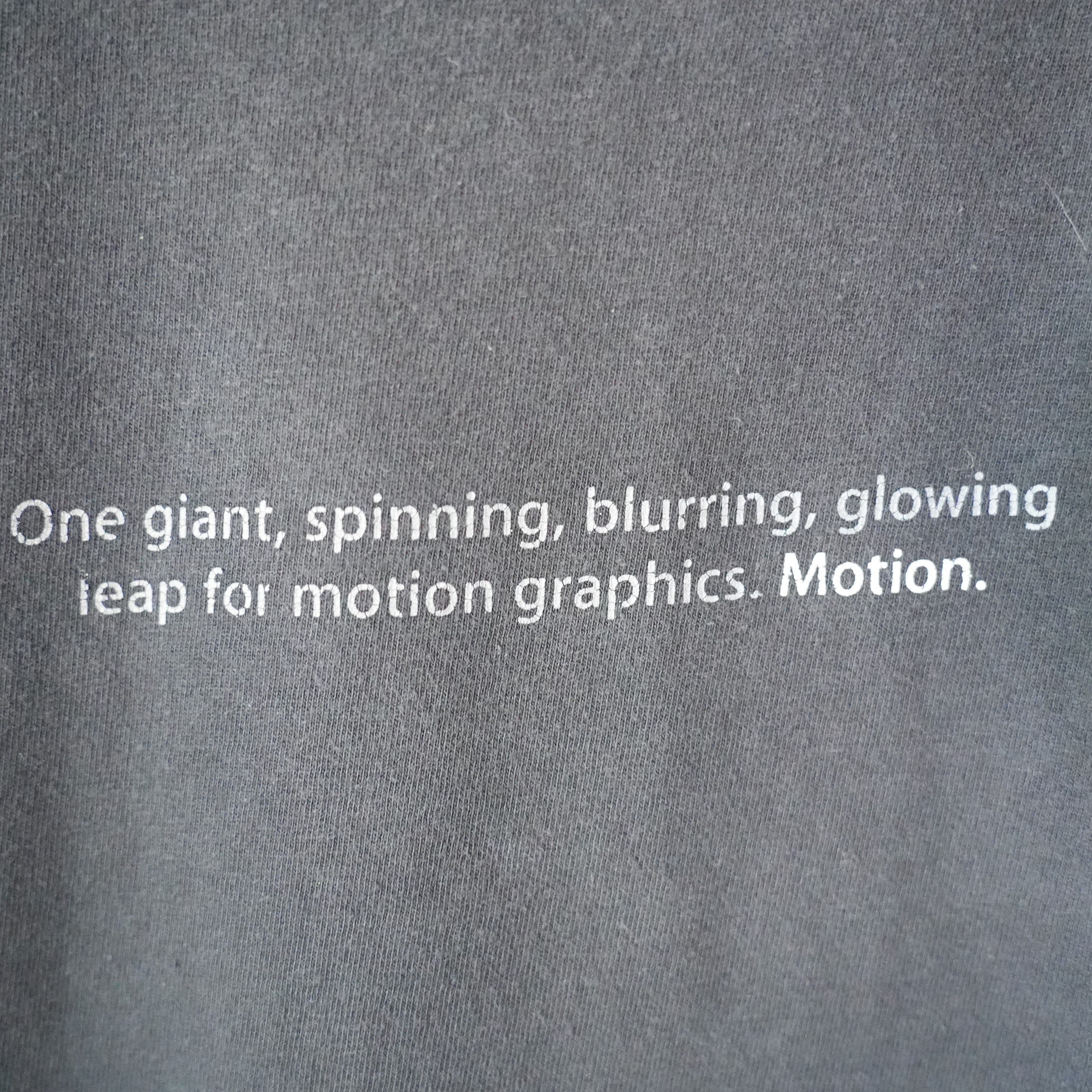 Apple Tee Motion