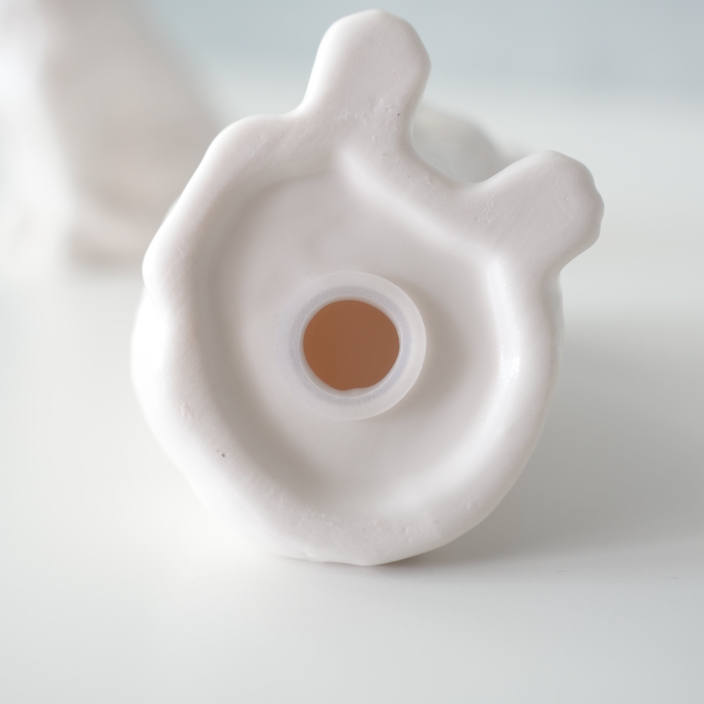 CERAMIC SALT & PEPPER SHAKER SET