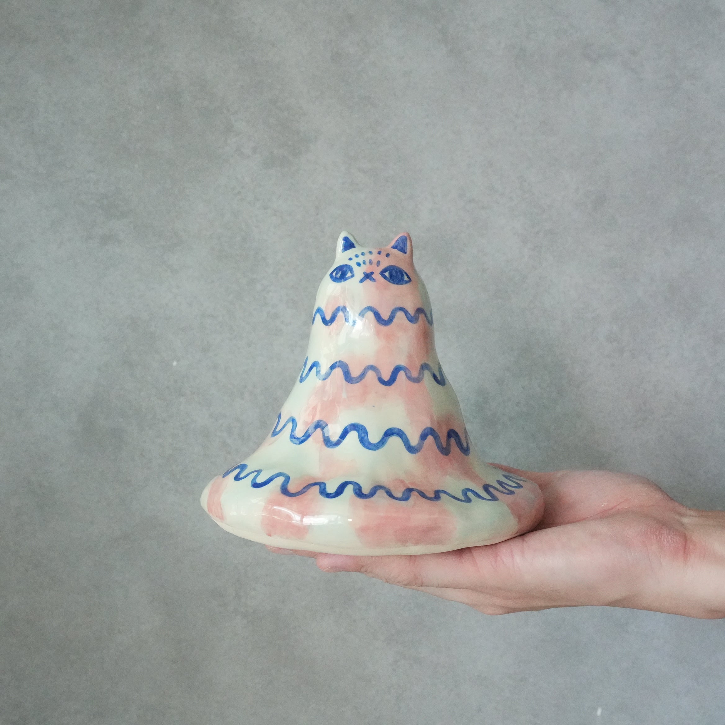 Cat UFO Flower Vase