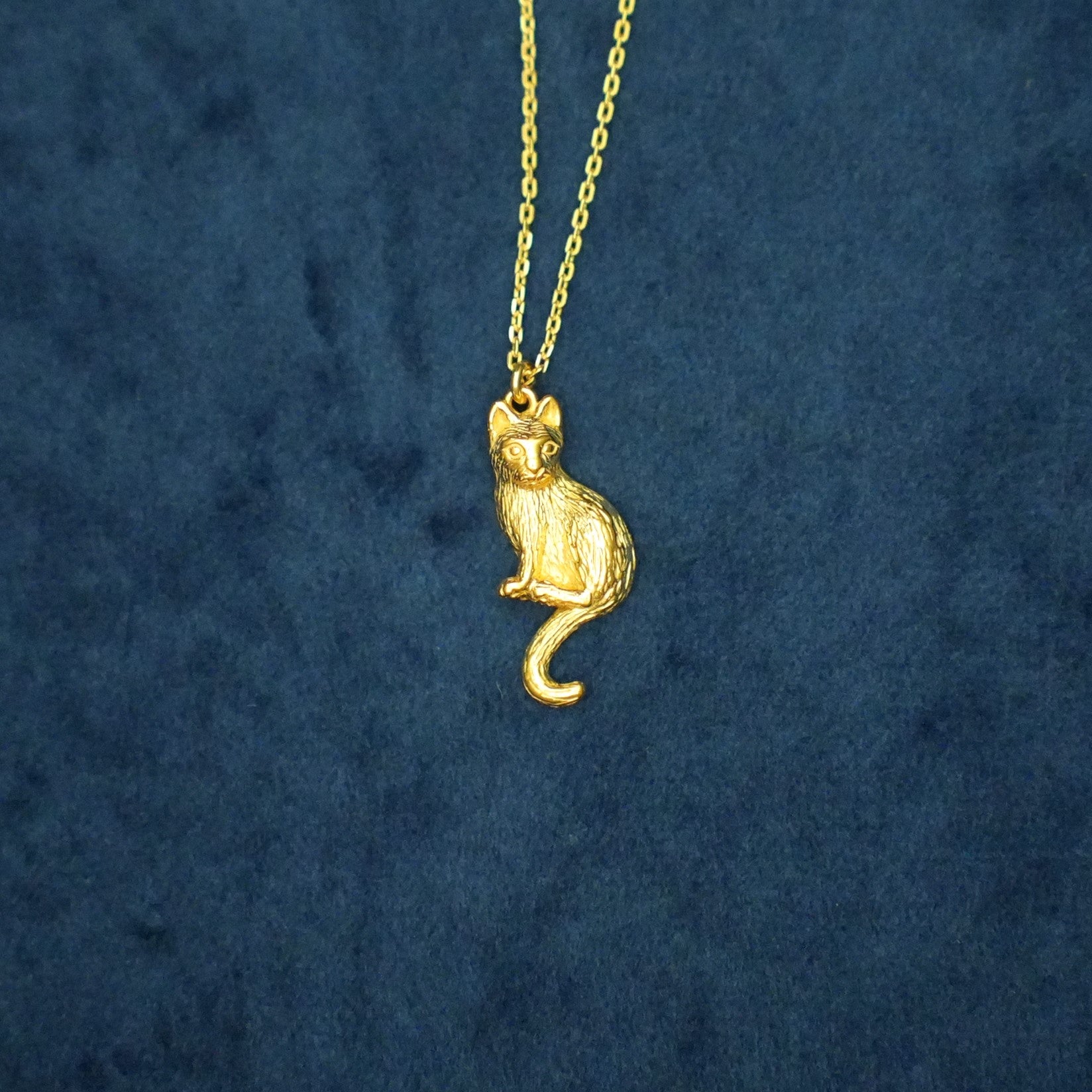 MUR MUR CAT NECKLACE