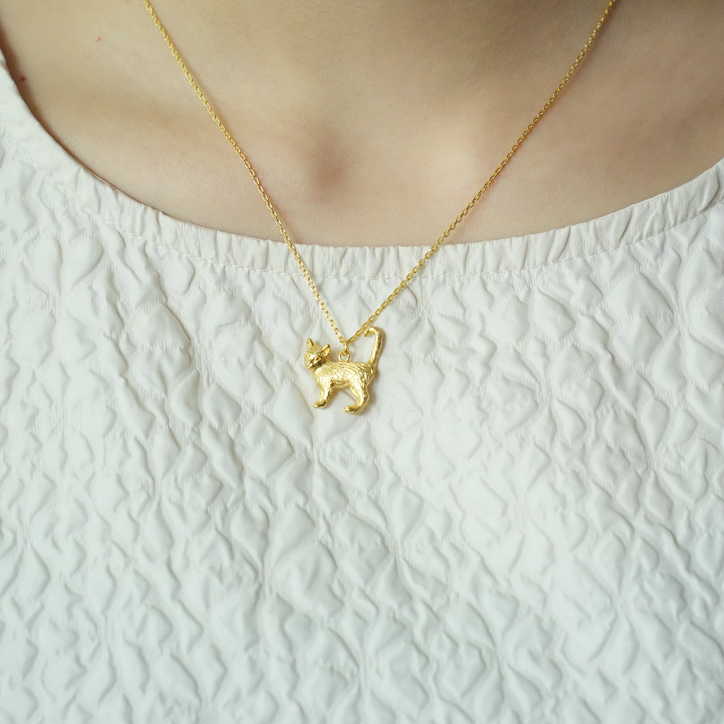 MUR MUR CAT NECKLACE